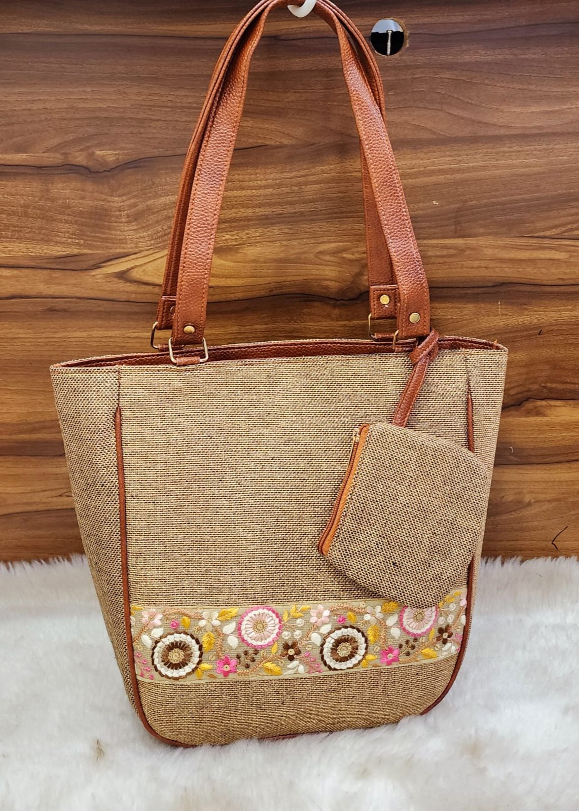 #tasimport #fashionblogger #tasselempang #instagood #fashionista #tascewek #like #sale #travel #instagram #design #handmadebag #tasbranded #bagaddict #clutchbag #bagsforsale #dompet #newcollection #beg #tascantik #jualtas #gift #madeinitaly #slingbagmurah #onlineshop #bagshop #travelbag #louisvuitton #lv #outfit