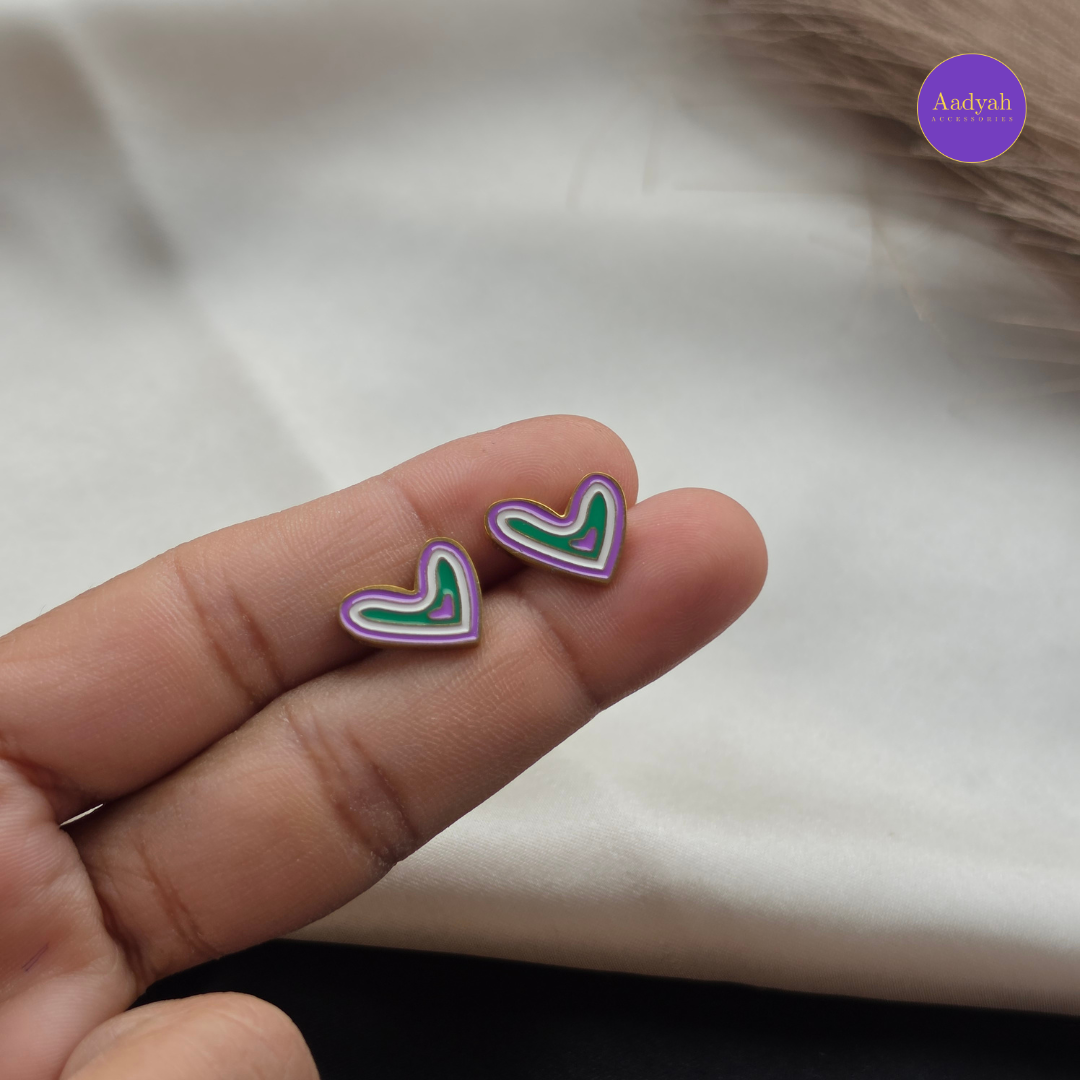Resin Heart - Small Stud