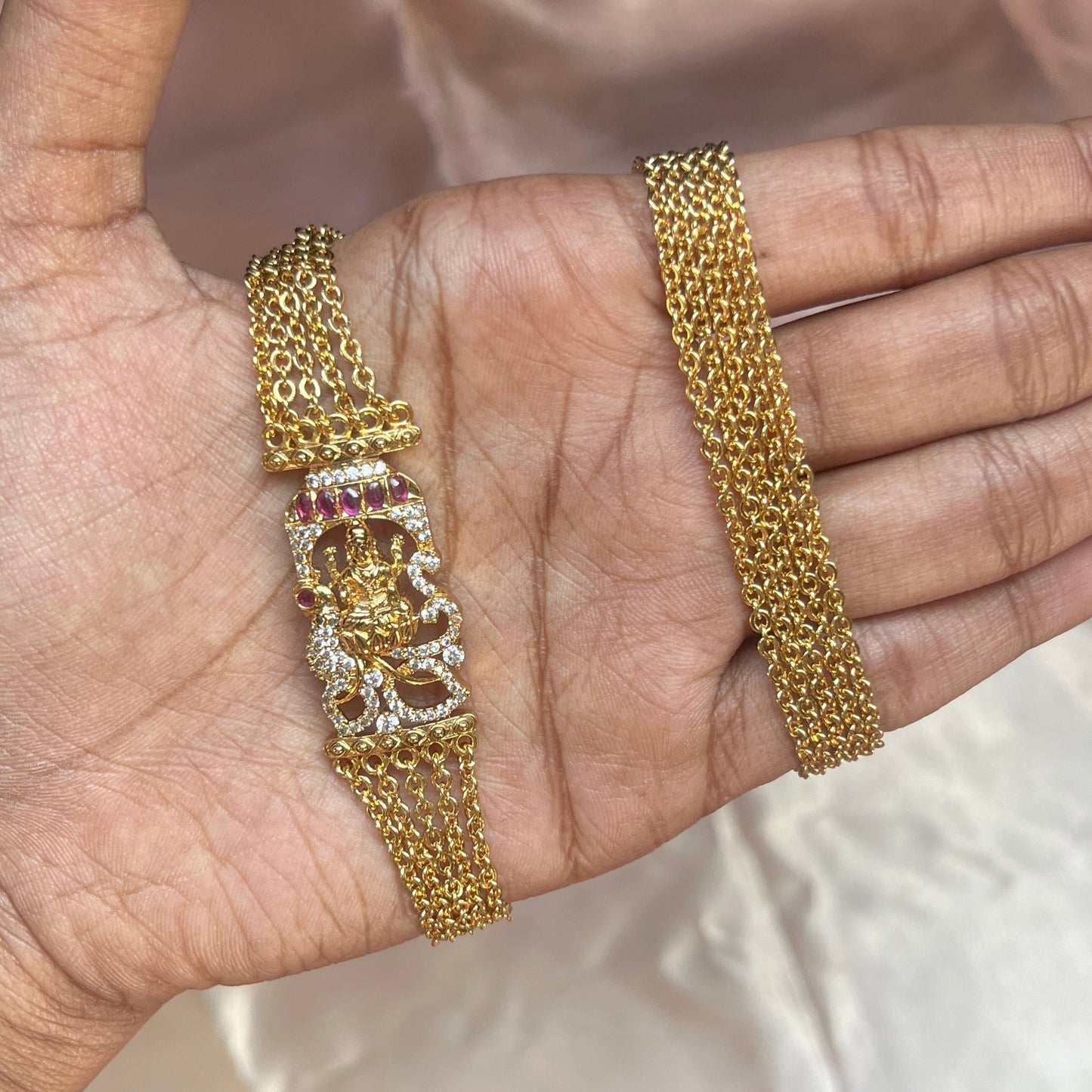 #templejewellery #meenakarijewellery #silverjewellery #chandbali #kempjewellery #fashionjewellery #oxidizedjewelry #trendy #mumbai #onlinejewellery #fashionblogger #imitationjewellery #chennaijewellery #jumka #india #bridaljewellery #indianaccessories #kemp #freeshipping #oxidized #antiquejewelry #templejewelry #bangles #celebrityjewellery #jhumki #love #aaram #dancejewelry #oxidizejewellery #silveralike#BlackBeads#Mangalsutra