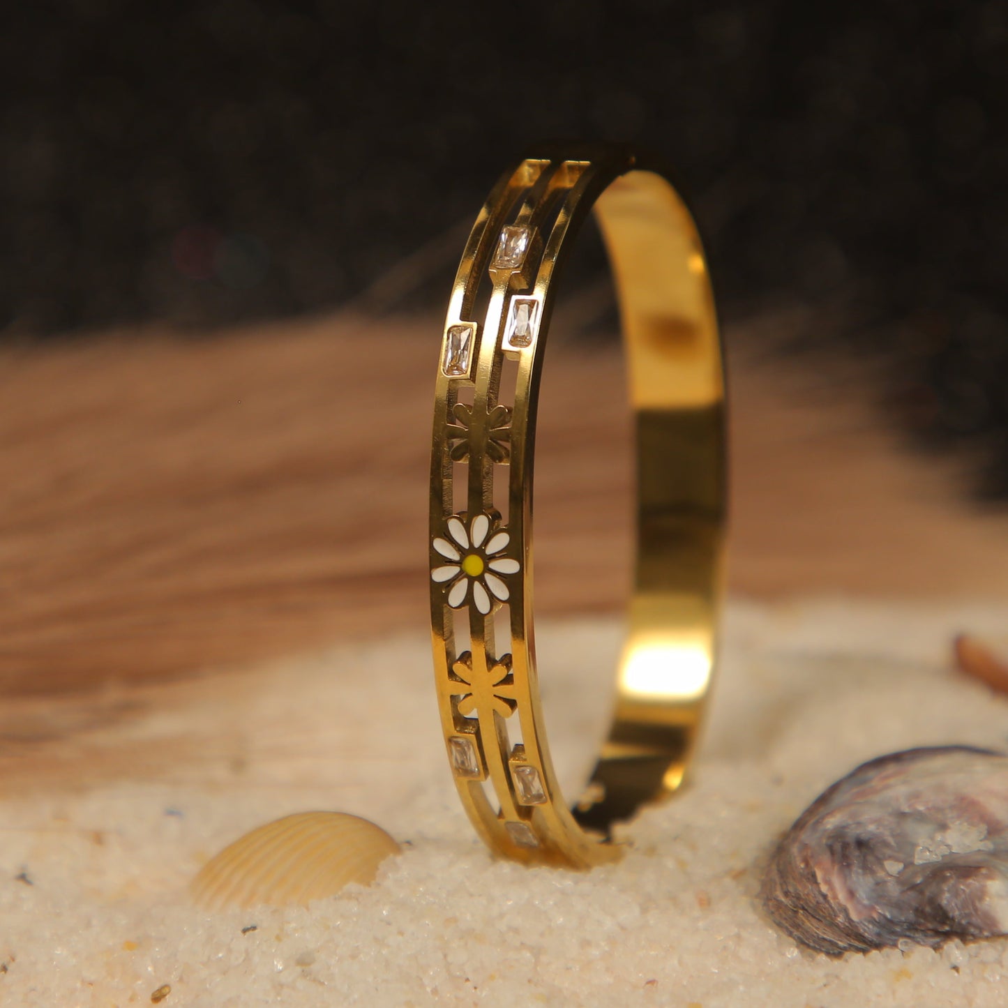 #stainlessteel #hercollection #forher #necklaces #bracelets #accessories #metal #küpe #giftideas #antitarnish #fashion #fashiontrends #onlinestore #new #stainlesssteelaccessories #earrings #stainlesssteel #explorepage #necklace #onlineshopping #custommade #gold #jewellerylove #jewellerydesign #accessoriesaddict #presents #newcollection #antitarnishjewelry