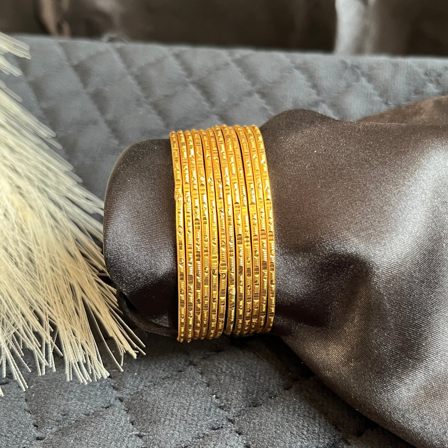 #multicolourbangle #multicolourbangleset #multicolourbangles #latestbanglesonline #redbangles #latestbanglesdesigns #latestbangle #latestbanglesdesign #latestbangles #bangle #buybangle #buypakistanijewelryonline #pakistanifashion #pakistanijewlery #pakistanijewelryonline #stylishbangles #onlinebanglesshop #stylishbracelets #buypakistaniproducts #fashiongram #ordernow #shopnow #shopnowonline #dailywearearings #dailywear #classyearrings #foryou #buyearingsonline #pakistani #pearlbangles