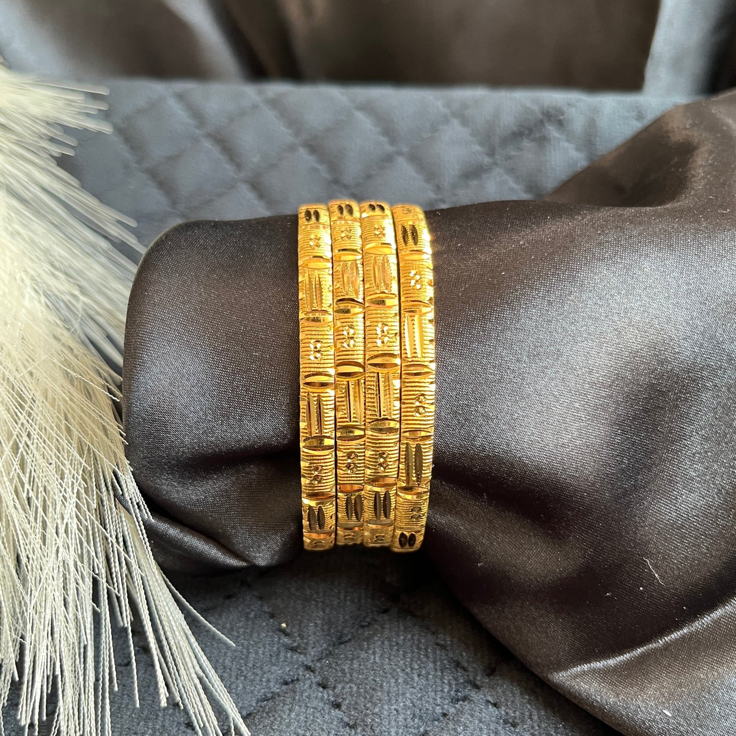 #multicolourbangle #multicolourbangleset #multicolourbangles #latestbanglesonline #redbangles #latestbanglesdesigns #latestbangle #latestbanglesdesign #latestbangles #bangle #buybangle #buypakistanijewelryonline #pakistanifashion #pakistanijewlery #pakistanijewelryonline #stylishbangles #onlinebanglesshop #stylishbracelets #buypakistaniproducts #fashiongram #ordernow #shopnow #shopnowonline #dailywearearings #dailywear #classyearrings #foryou #buyearingsonline #pakistani #pearlbangles