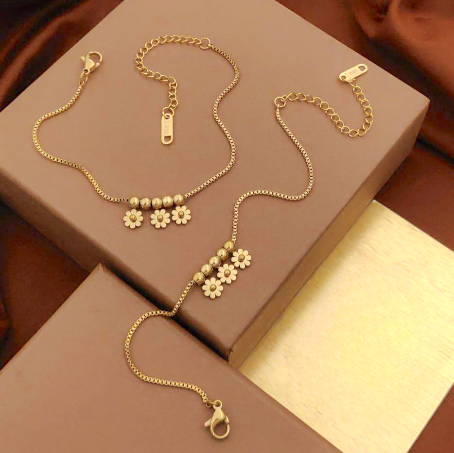 #stainlessteel #hercollection #forher #necklaces #bracelets #accessories #metal #küpe #giftideas #antitarnish #fashion #fashiontrends #onlinestore #new #stainlesssteelaccessories #earrings #stainlesssteel #explorepage #necklace #onlineshopping #custommade #gold #jewellerylove #jewellerydesign #accessoriesaddict #presents #newcollection #antitarnishjewelry