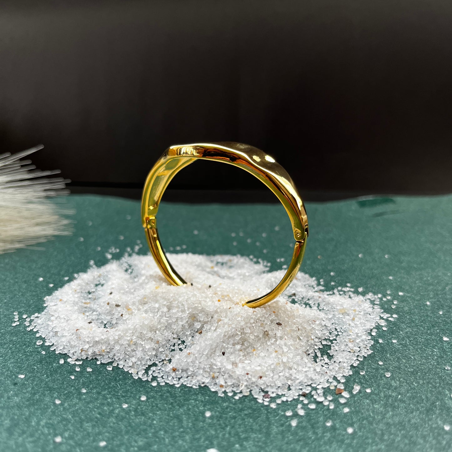 18K gold plated,Anti-tarnish bangles,Modern / sleek / elegant bangles