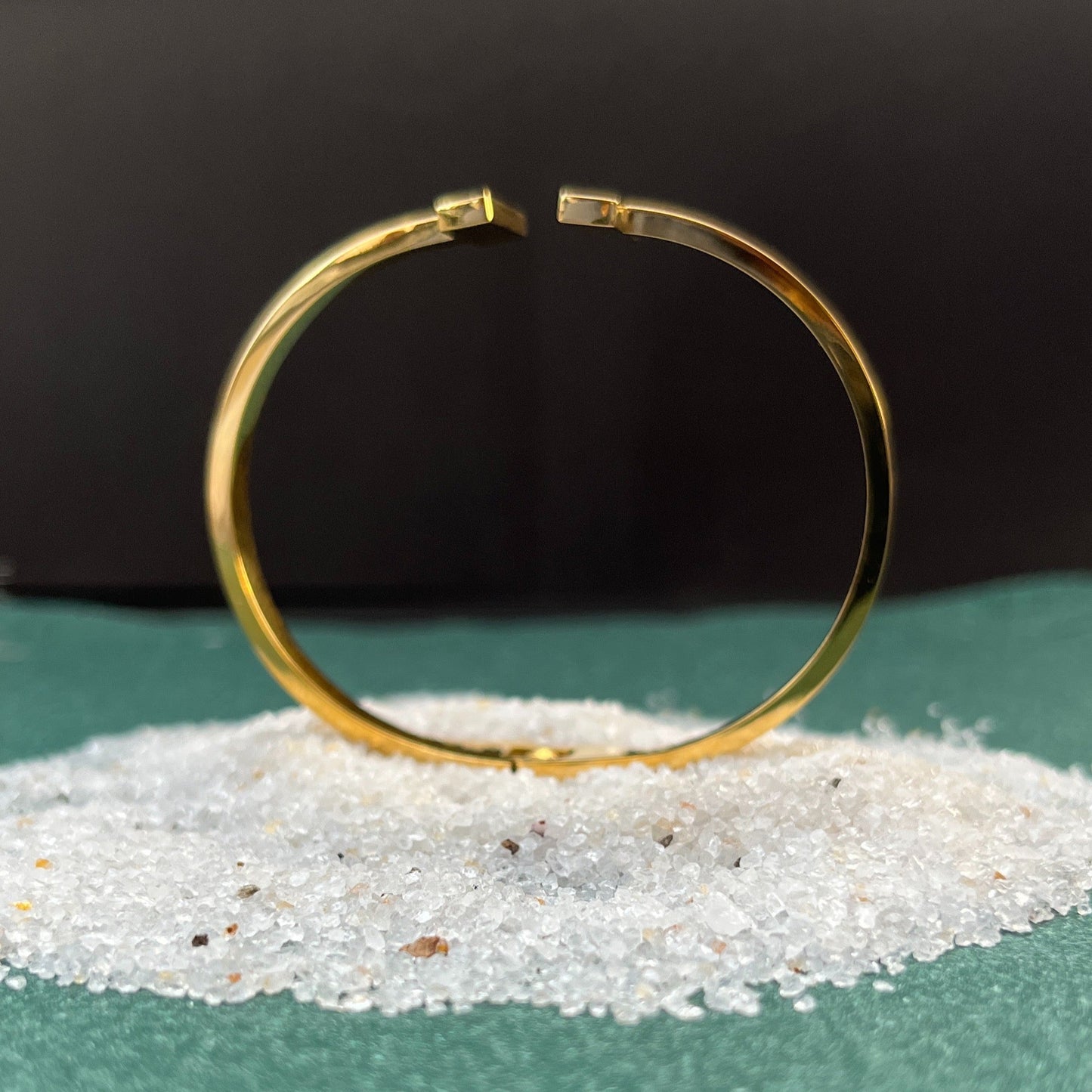 18K gold plated,Anti-tarnish bangles,Modern / sleek / elegant bangles