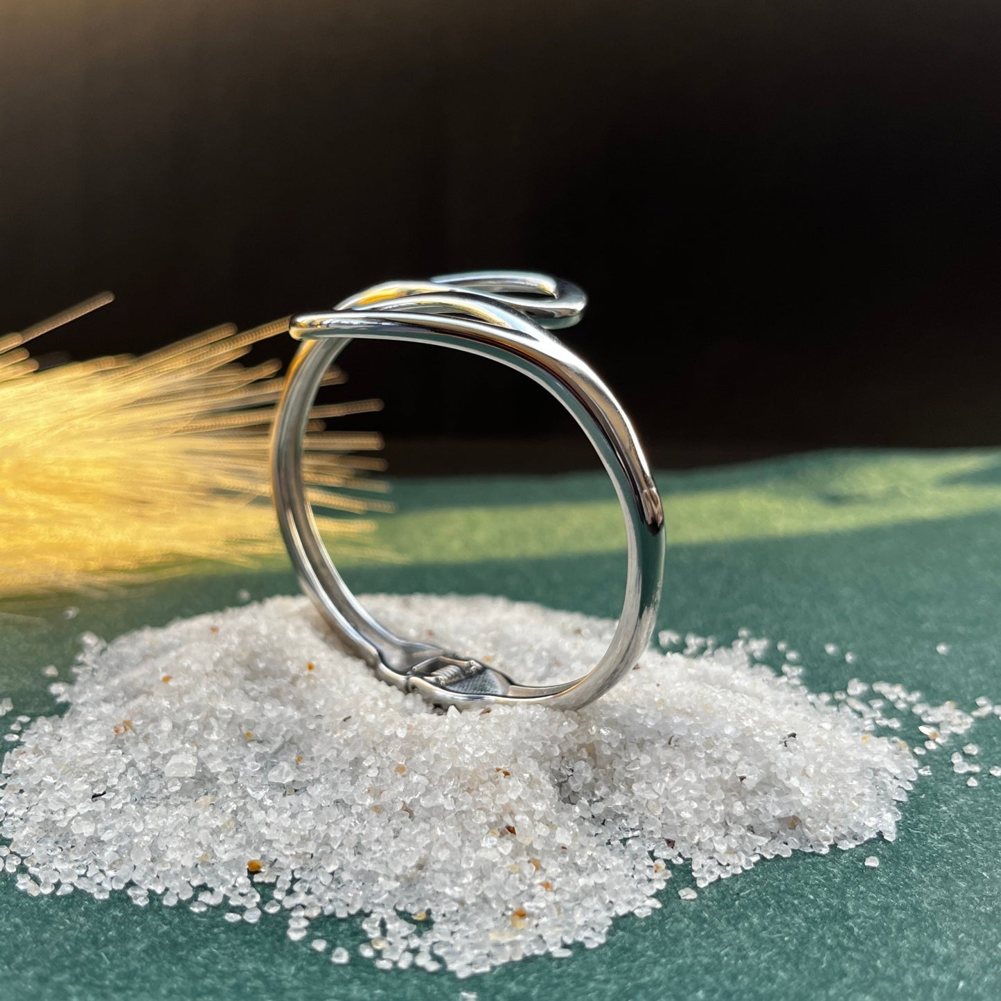 18K gold plated,Anti-tarnish bangles,Modern / sleek / elegant bangles