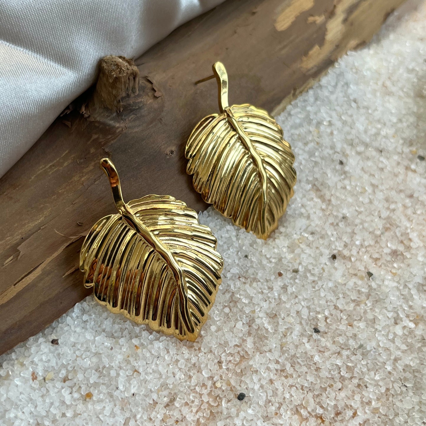 #stainlessteel #hercollection #forher #necklaces #bracelets #accessories #metal #küpe #giftideas #antitarnish #fashion #fashiontrends #onlinestore #new #stainlesssteelaccessories #earrings #stainlesssteel #explorepage #necklace #onlineshopping #custommade #gold #jewellerylove #jewellerydesign #accessoriesaddict #presents #newcollection #antitarnishjewelry