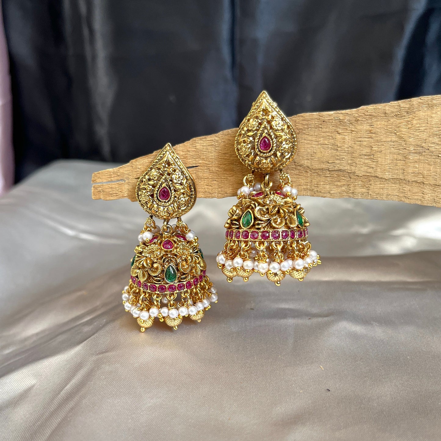 #onegramgold #onegramgoldjewellery #jewellery #southindianjewellery #bridaljewellery #jewelry #imitationjewellery #bangles #templejewellery #jewelrydesigner #fashion #hyderabad #onegramjewellery #czjewellery #necklace #trending #haram #earrings #fashionjewellery #weddingjewellery #onlineshopping #indianwedding #jewellerydesign #bridalset #jewel #trendy #chennai #bangalore #oxidisedjewellery #adjewellery