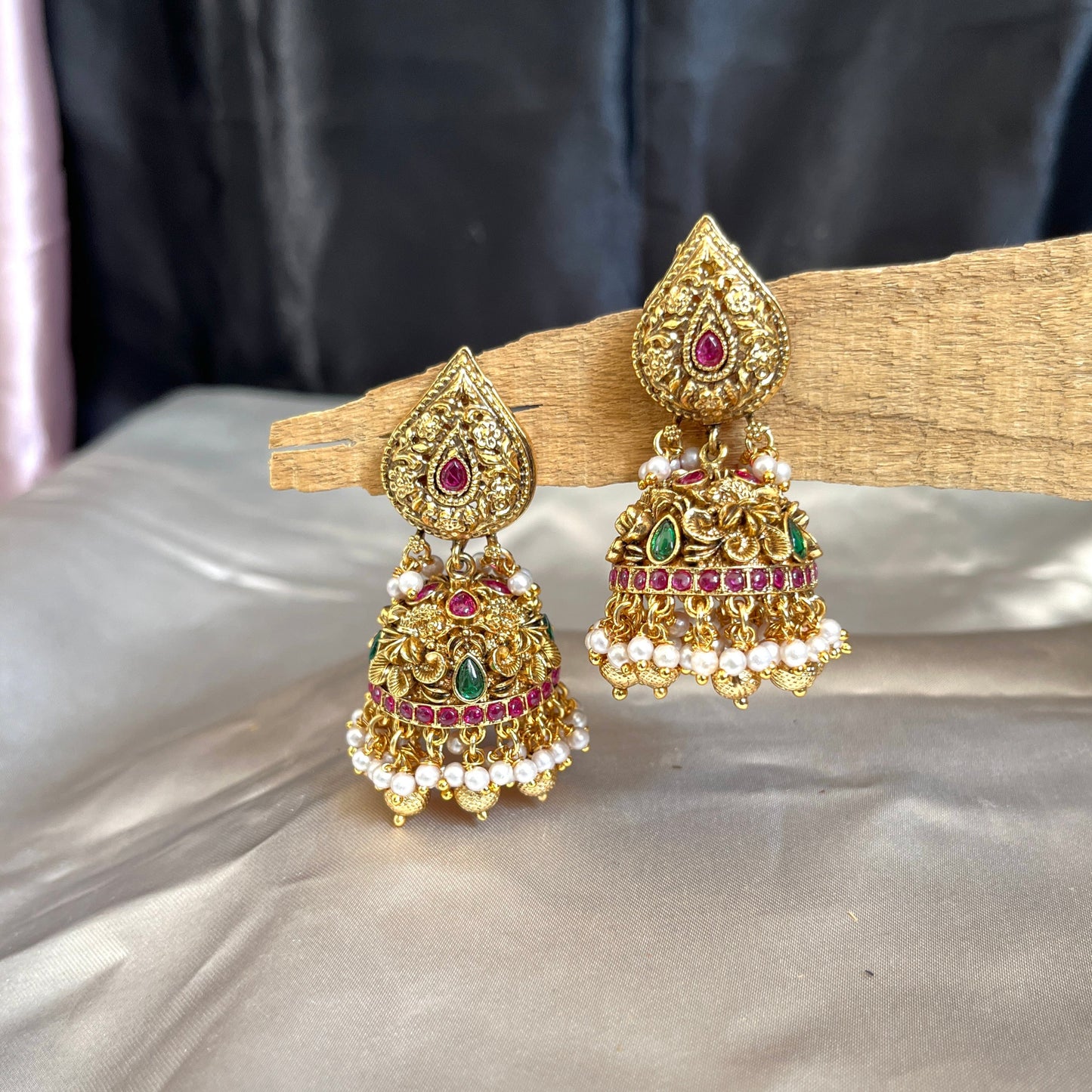 #onegramgold #onegramgoldjewellery #jewellery #southindianjewellery #bridaljewellery #jewelry #imitationjewellery #bangles #templejewellery #jewelrydesigner #fashion #hyderabad #onegramjewellery #czjewellery #necklace #trending #haram #earrings #fashionjewellery #weddingjewellery #onlineshopping #indianwedding #jewellerydesign #bridalset #jewel #trendy #chennai #bangalore #oxidisedjewellery #adjewellery
