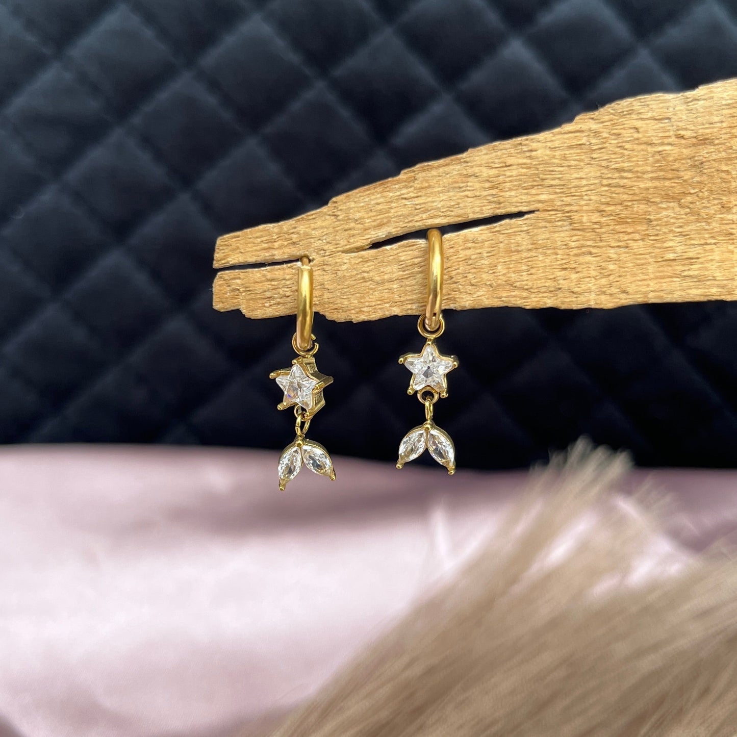 #stainlessteel #hercollection #forher #necklaces #bracelets #accessories #metal #küpe #giftideas #antitarnish #fashion #fashiontrends #onlinestore #new #stainlesssteelaccessories #earrings #stainlesssteel #explorepage #necklace #onlineshopping #custommade #gold #jewellerylove #jewellerydesign #accessoriesaddict #presents #newcollection #antitarnishjewelry