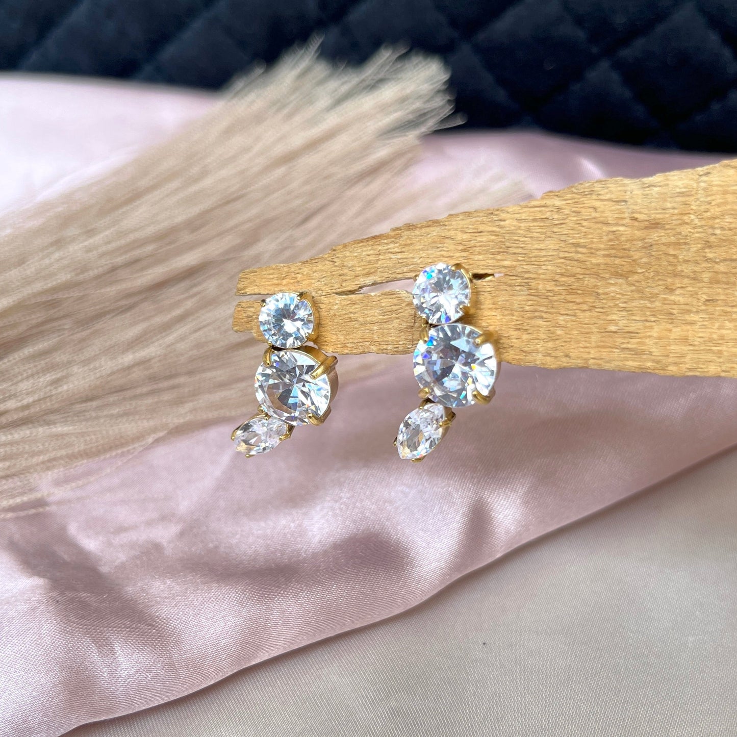 #stainlessteel #hercollection #forher #necklaces #bracelets #accessories #metal #küpe #giftideas #antitarnish #fashion #fashiontrends #onlinestore #new #stainlesssteelaccessories #earrings #stainlesssteel #explorepage #necklace #onlineshopping #custommade #gold #jewellerylove #jewellerydesign #accessoriesaddict #presents #newcollection #antitarnishjewelry