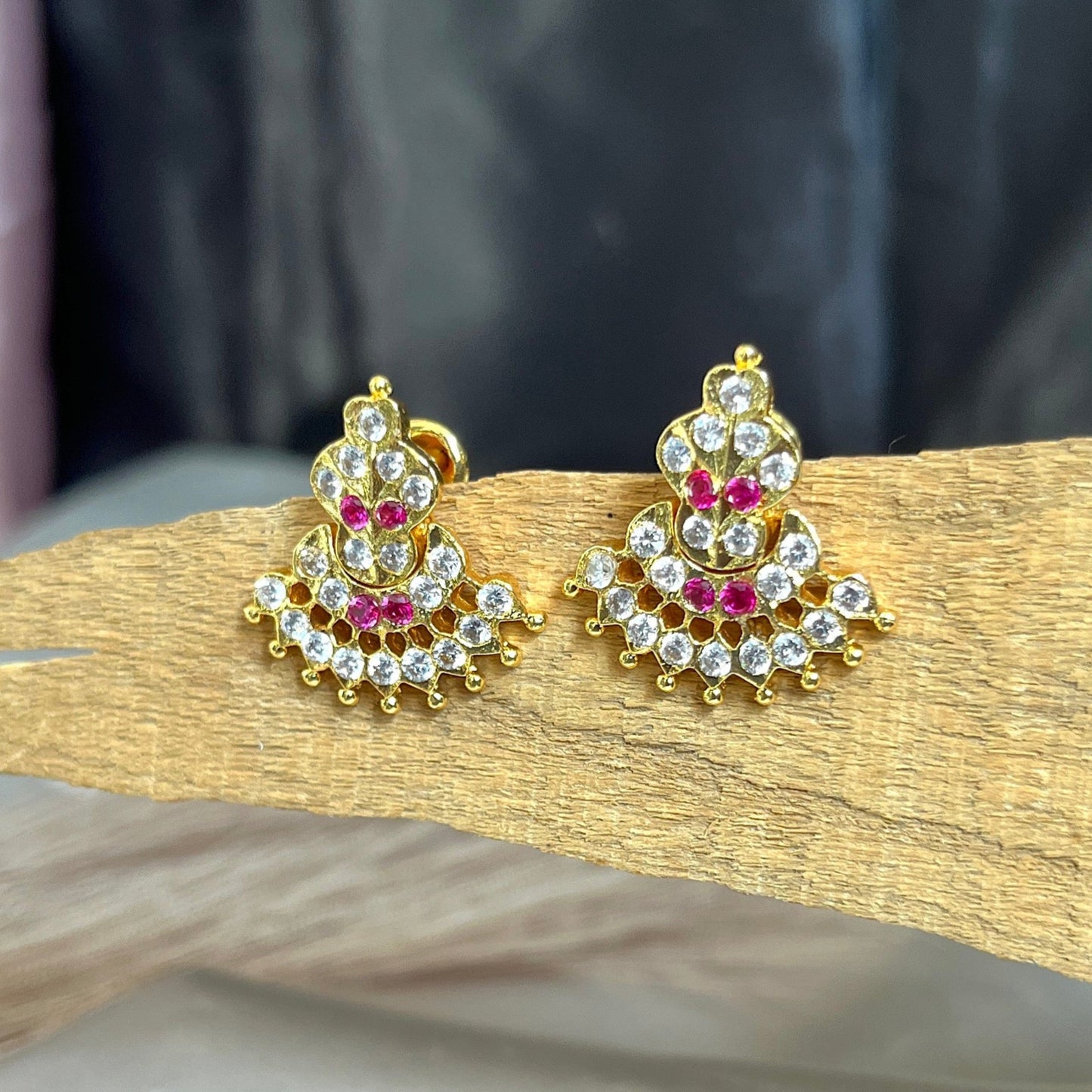 #onegramgold #onegramgoldjewellery #jewellery #southindianjewellery #bridaljewellery #jewelry #imitationjewellery #bangles #templejewellery #jewelrydesigner #fashion #hyderabad #onegramjewellery #czjewellery #necklace #trending #haram #earrings #fashionjewellery #weddingjewellery #onlineshopping #indianwedding #jewellerydesign #bridalset #jewel #trendy #chennai #bangalore #oxidisedjewellery #adjewellery