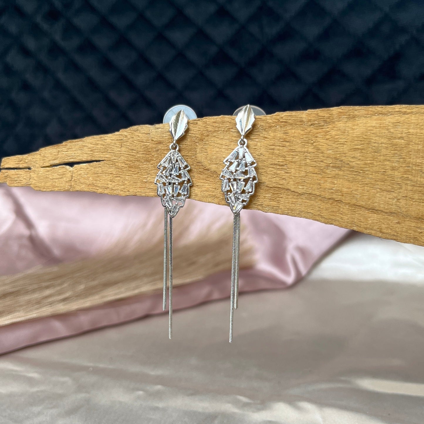 #stainlessteel #hercollection #forher #necklaces #bracelets #accessories #metal #küpe #giftideas #antitarnish #fashion #fashiontrends #onlinestore #new #stainlesssteelaccessories #earrings #stainlesssteel #explorepage #necklace #onlineshopping #custommade #gold #jewellerylove #jewellerydesign #accessoriesaddict #presents #newcollection #antitarnishjewelry