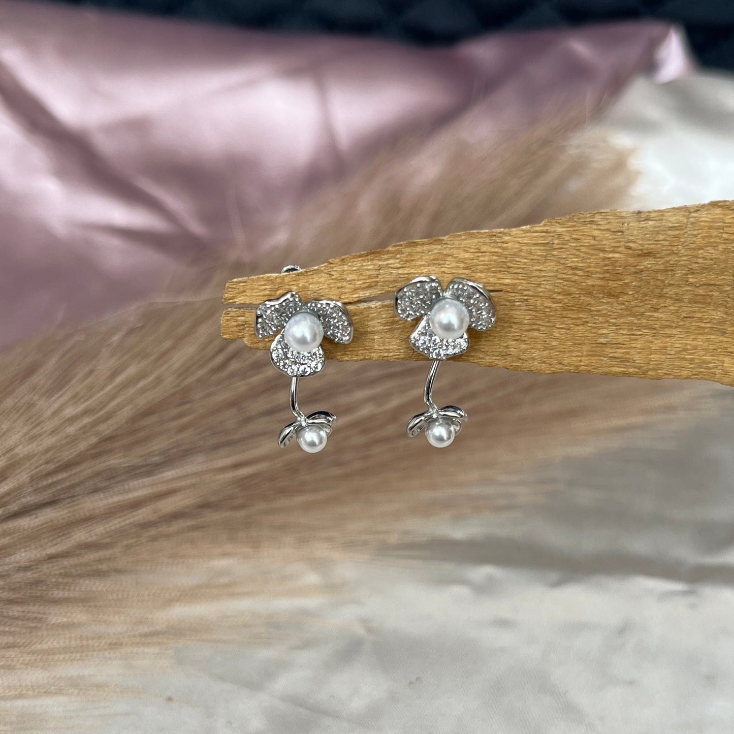 #stainlessteel #hercollection #forher #necklaces #bracelets #accessories #metal #küpe #giftideas #antitarnish #fashion #fashiontrends #onlinestore #new #stainlesssteelaccessories #earrings #stainlesssteel #explorepage #necklace #onlineshopping #custommade #gold #jewellerylove #jewellerydesign #accessoriesaddict #presents #newcollection #antitarnishjewelry