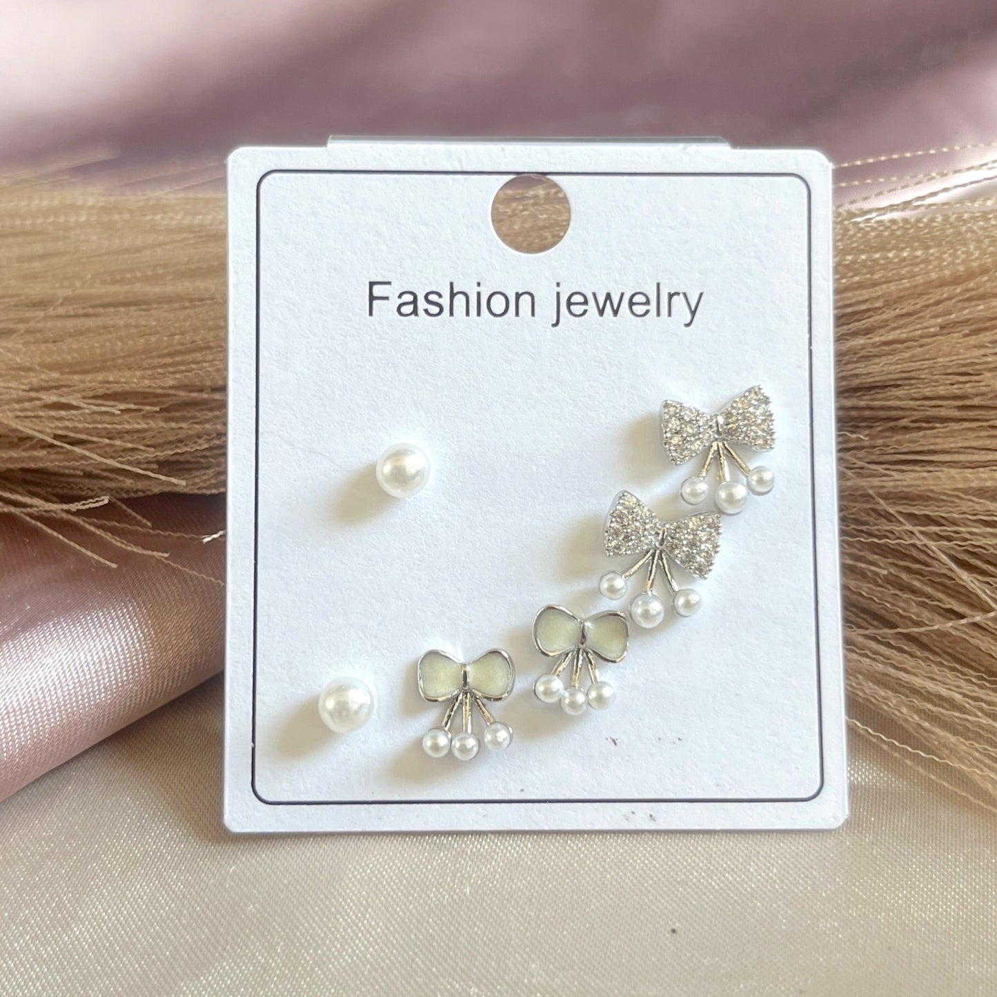 #stainlessteel #hercollection #forher #necklaces #bracelets #accessories #metal #küpe #giftideas #antitarnish #fashion #fashiontrends #onlinestore #new #stainlesssteelaccessories #earrings #stainlesssteel #explorepage #necklace #onlineshopping #custommade #gold #jewellerylove #jewellerydesign #accessoriesaddict #presents #newcollection #antitarnishjewelry