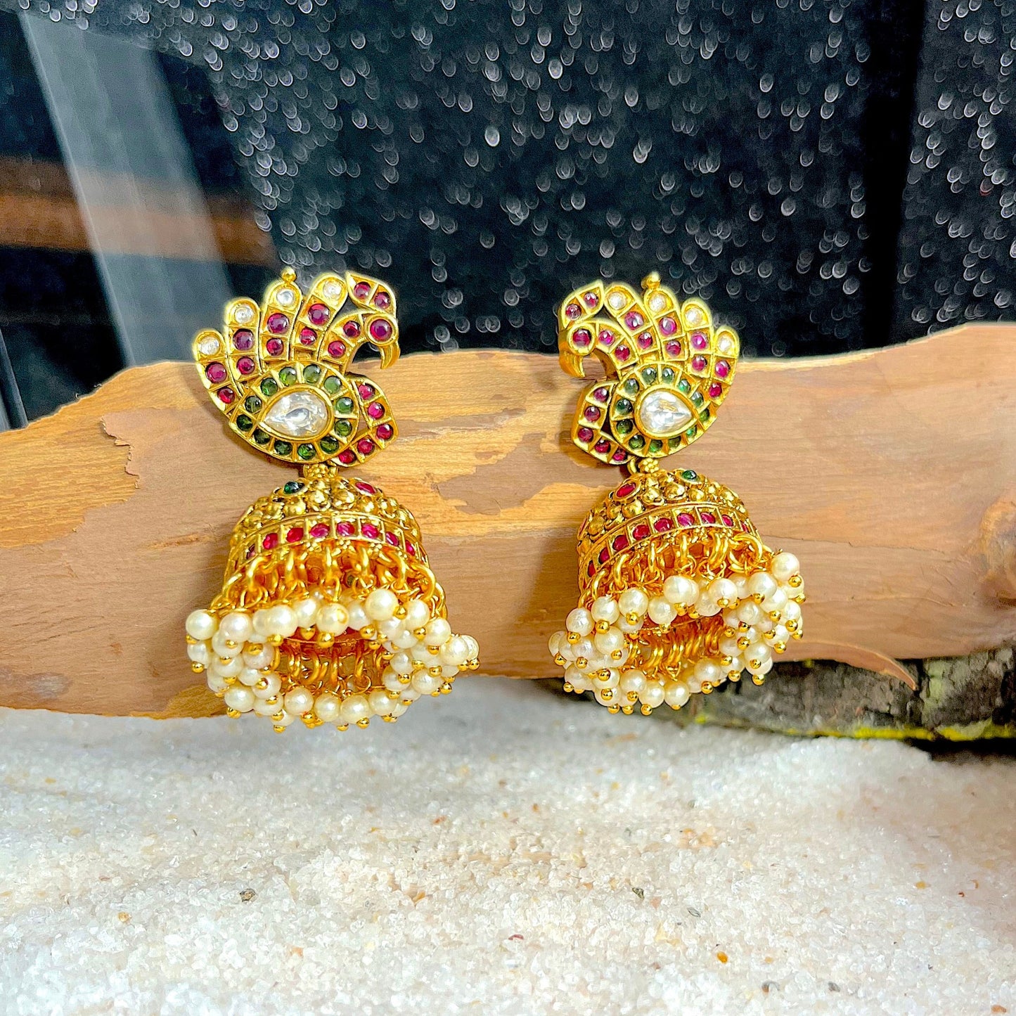 #onegram #bridaljewellery #onegramjewellery #destination #onlineshopping #onegramgold #accessories #jewellery #onegramgoldjewellery #nosepin #indianjewellery #rajwadijewellery #instagood #rajasthanijewellery #maharashtra #traditionaljewellery #instagram #mattjewellery #functionjewellery #maharastrainjewelery #bangles #kolhapurijewellery #partywearjewellery #mangalsutardesigns #insta #southjewellery #india #weddingjewellery #earrings #telangana