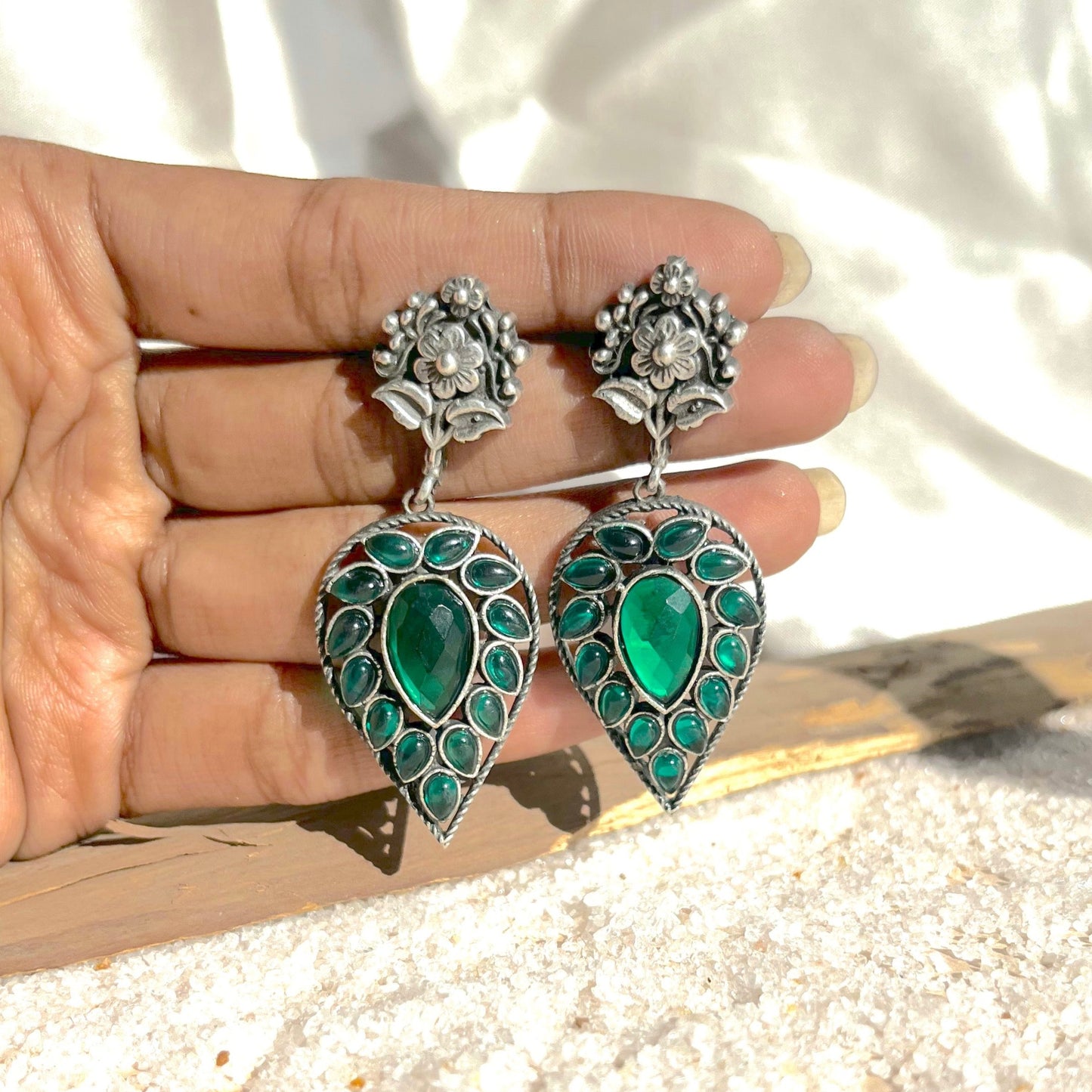 #germansilver #oxidisedjewellery #earrings #germansilverjewellery #indianjewellery #fashion #jewellery #jhumkas #kundanjewellery #jhumka #oxidisedearrings #oxidised #germansilverearrings #meenakariearrings #germansilverjhumka #accessories #chennai #silver #oxidisedsilver #jhumkalove #jewelry #necklace #oxidisedsilverjewellery #silverlookalike #jhumkis #fashionjewelry #southindianjewellery #jhumkaswag #choker #onlineshopping