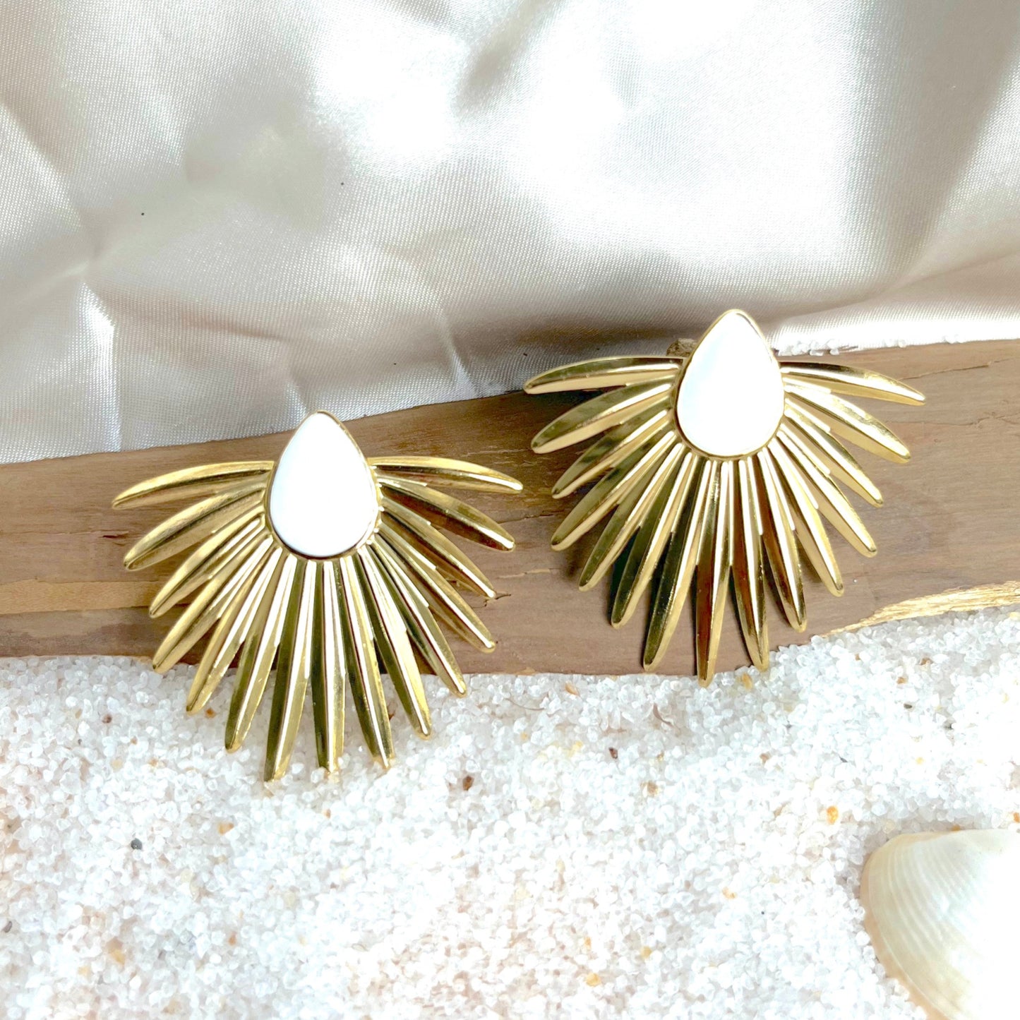 Enamel Petals Earrings