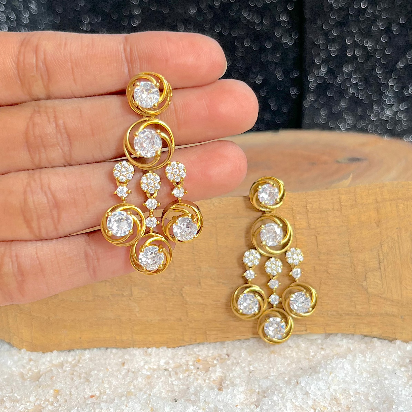 #onegram #bridaljewellery #onegramjewellery #destination #onlineshopping #onegramgold #accessories #jewellery #onegramgoldjewellery #nosepin #indianjewellery #rajwadijewellery #instagood #rajasthanijewellery #maharashtra #traditionaljewellery #instagram #mattjewellery #functionjewellery #maharastrainjewelery #bangles #kolhapurijewellery #partywearjewellery #mangalsutardesigns #insta #southjewellery #india #weddingjewellery #earrings #telangana