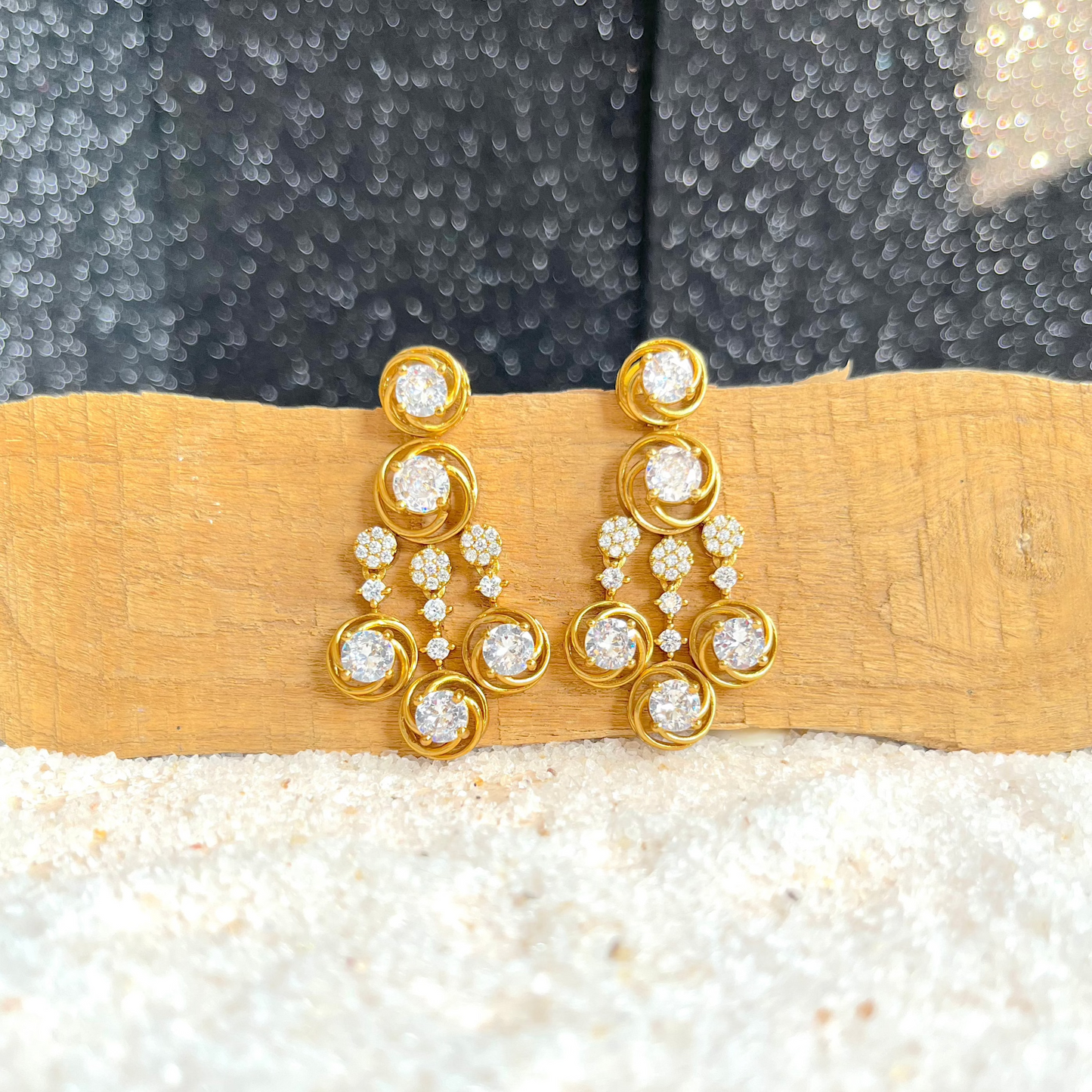 #onegram #bridaljewellery #onegramjewellery #destination #onlineshopping #onegramgold #accessories #jewellery #onegramgoldjewellery #nosepin #indianjewellery #rajwadijewellery #instagood #rajasthanijewellery #maharashtra #traditionaljewellery #instagram #mattjewellery #functionjewellery #maharastrainjewelery #bangles #kolhapurijewellery #partywearjewellery #mangalsutardesigns #insta #southjewellery #india #weddingjewellery #earrings #telangana