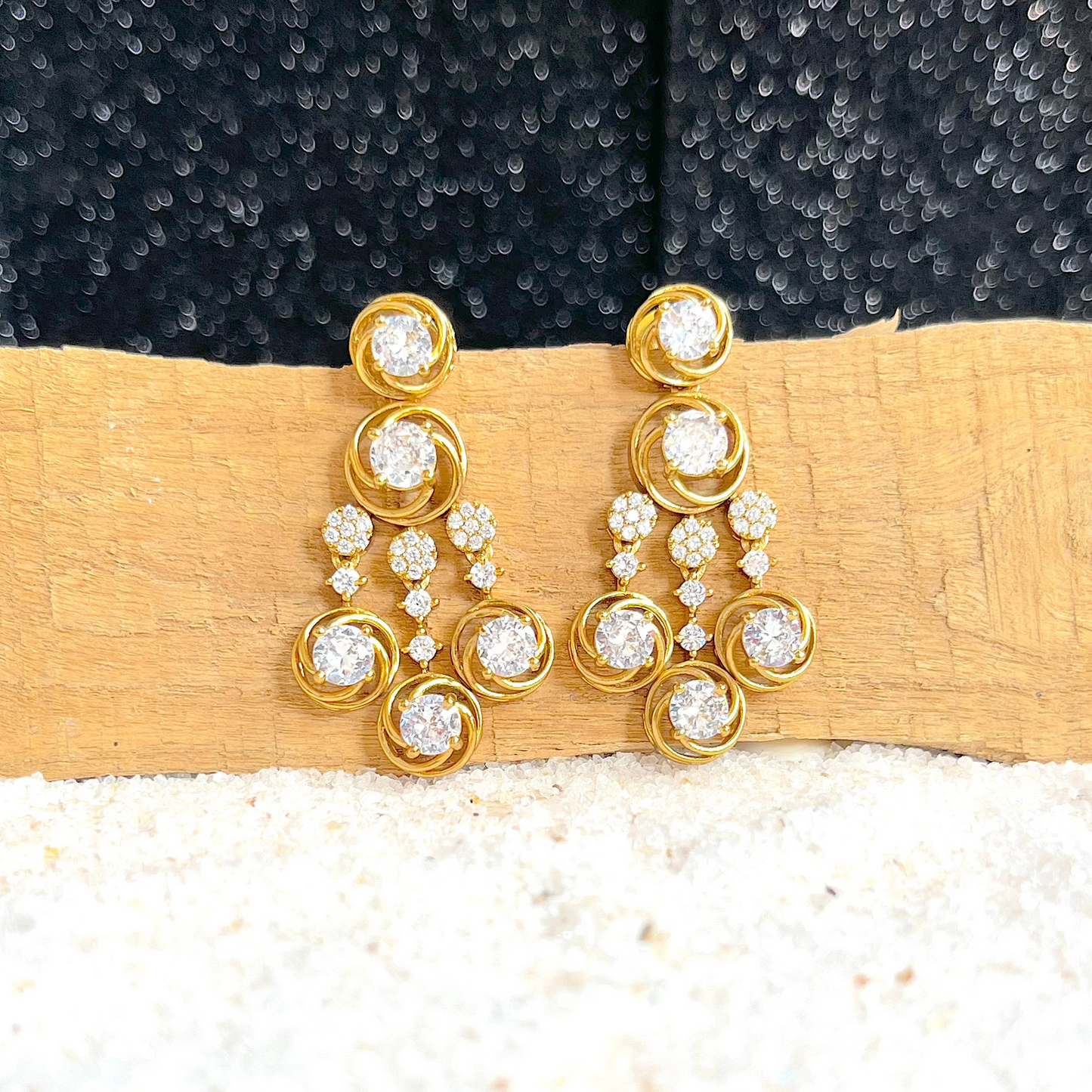 #onegram #bridaljewellery #onegramjewellery #destination #onlineshopping #onegramgold #accessories #jewellery #onegramgoldjewellery #nosepin #indianjewellery #rajwadijewellery #instagood #rajasthanijewellery #maharashtra #traditionaljewellery #instagram #mattjewellery #functionjewellery #maharastrainjewelery #bangles #kolhapurijewellery #partywearjewellery #mangalsutardesigns #insta #southjewellery #india #weddingjewellery #earrings #telangana