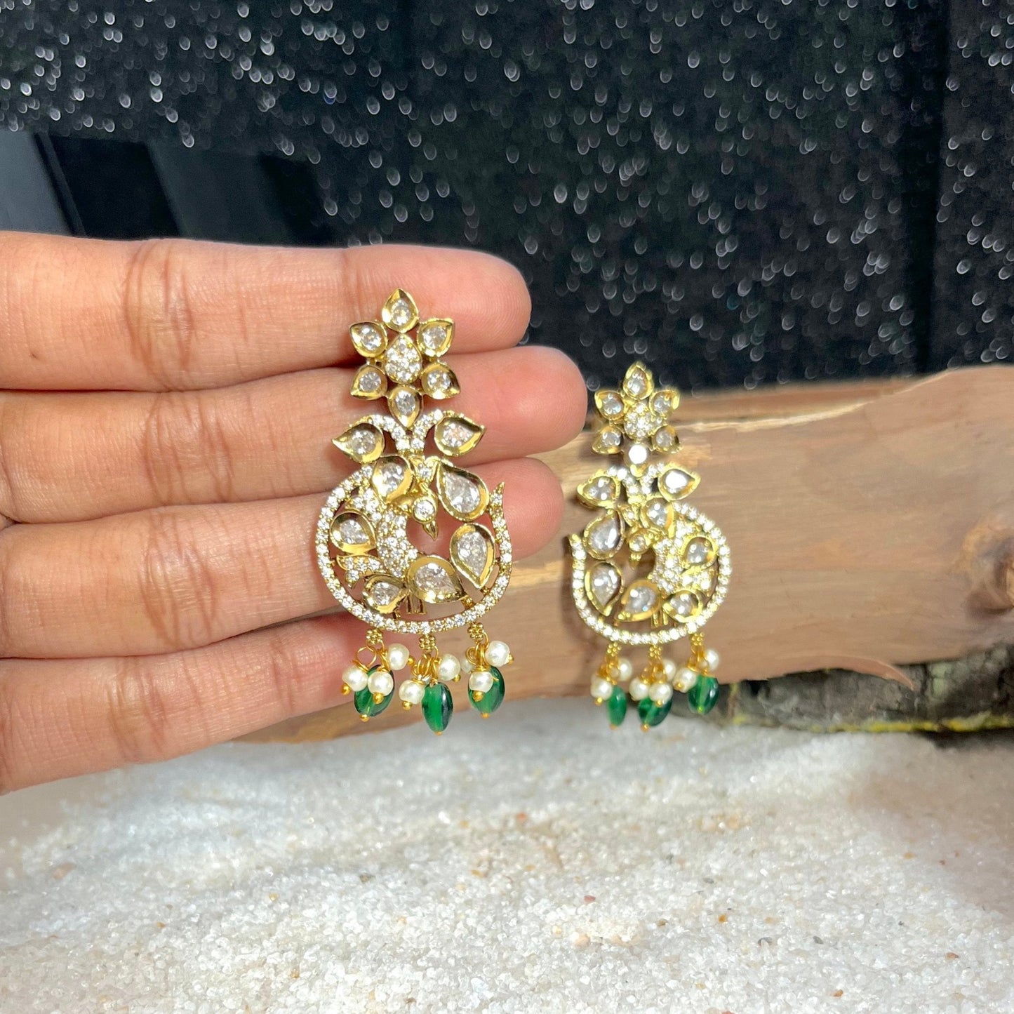 #onegram #bridaljewellery #onegramjewellery #destination #onlineshopping #onegramgold #accessories #jewellery #onegramgoldjewellery #nosepin #indianjewellery #rajwadijewellery #instagood #rajasthanijewellery #maharashtra #traditionaljewellery #instagram #mattjewellery #functionjewellery #maharastrainjewelery #bangles #kolhapurijewellery #partywearjewellery #mangalsutardesigns #insta #southjewellery #india #weddingjewellery #earrings #telangana