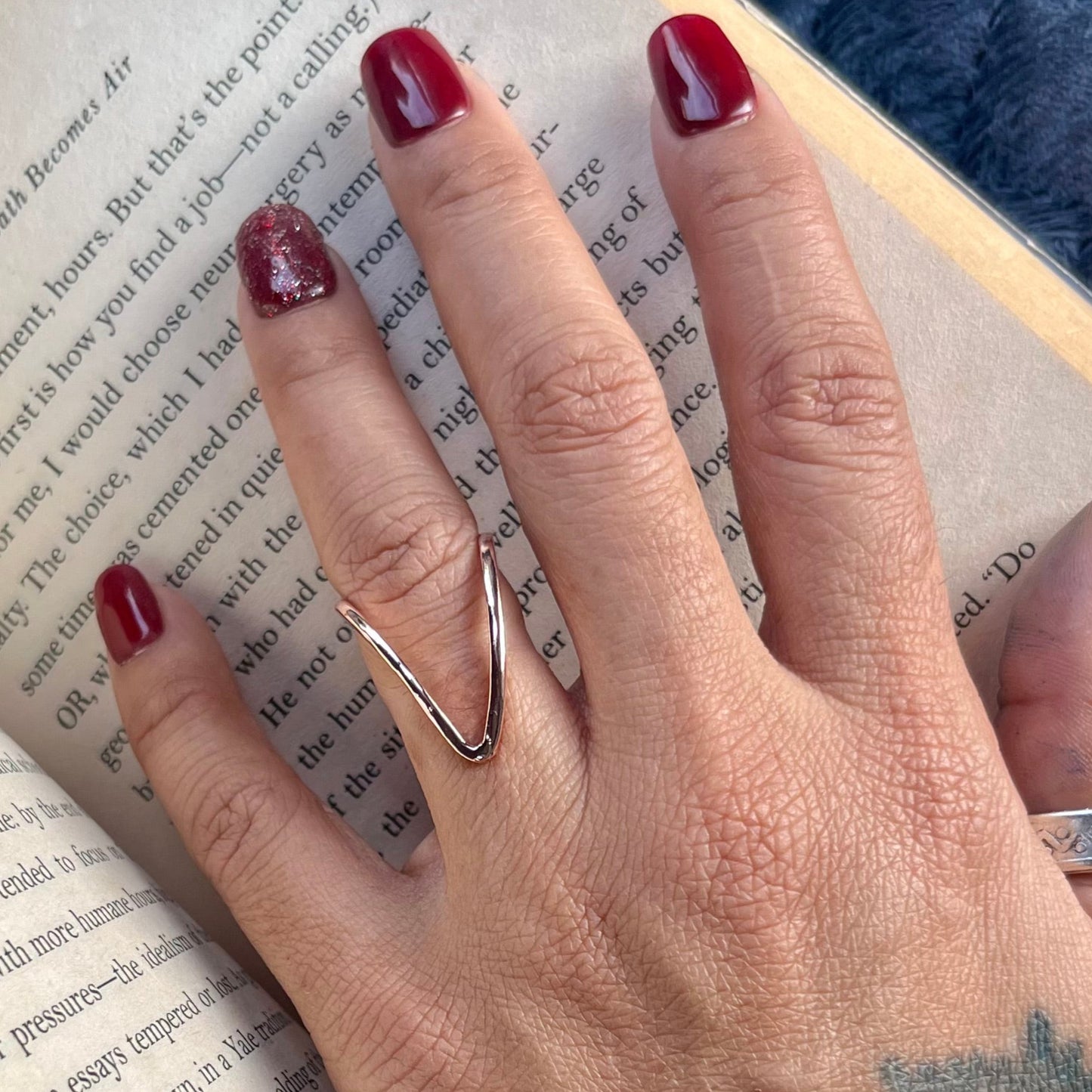 #stainlessteel #hercollection #antitranish #fingerring #minimalfingerring