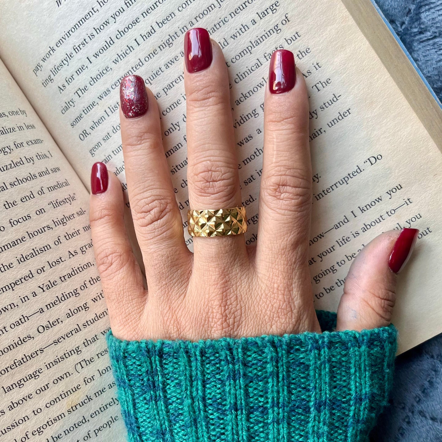 #stainlessteel #hercollection #antitranish #fingerring #minimalfingerring