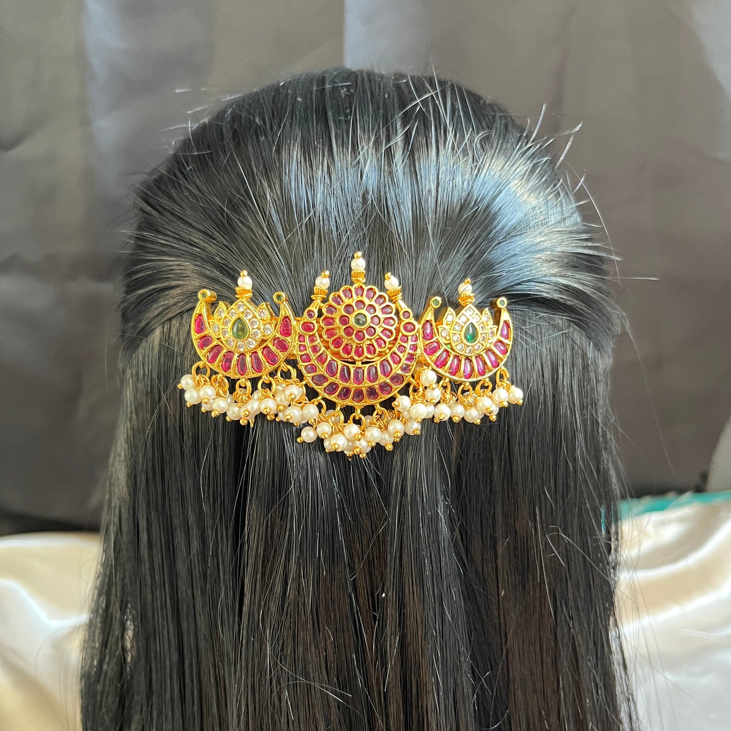 #hairclips #hairaccessories #handmade #hairclip #hairbows #accessories #headband #headbands #bows #smallbusiness #fashion #hair #hairstyles #hairpins #scrunchies #hairstyle