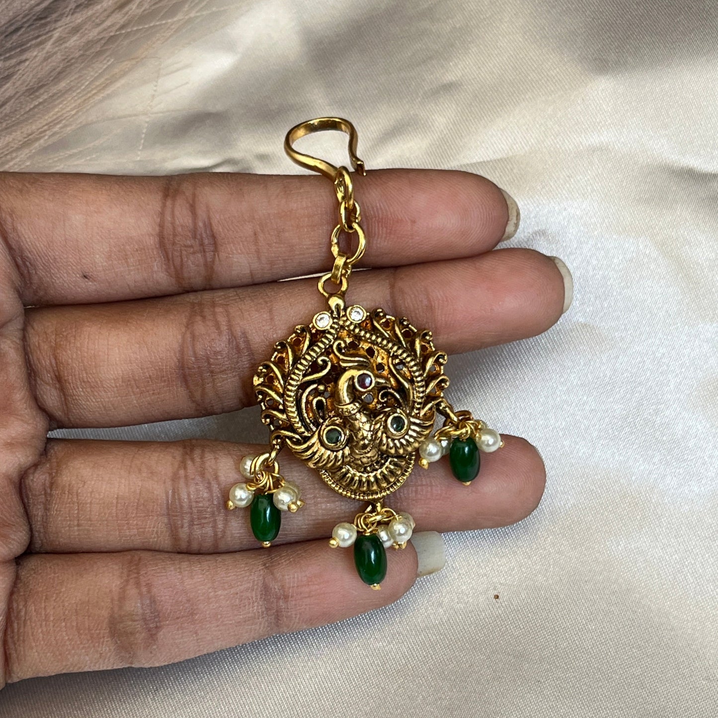 #mangtikka #necklace #earings #jewellery #medan #bridaljewellery #kalungindia #bangles #mathapatti #antingindiamurah #medanreview #medancity #lehengajakarta #medantalk #antingmurahmedan #jakartahits #accessoriesindia