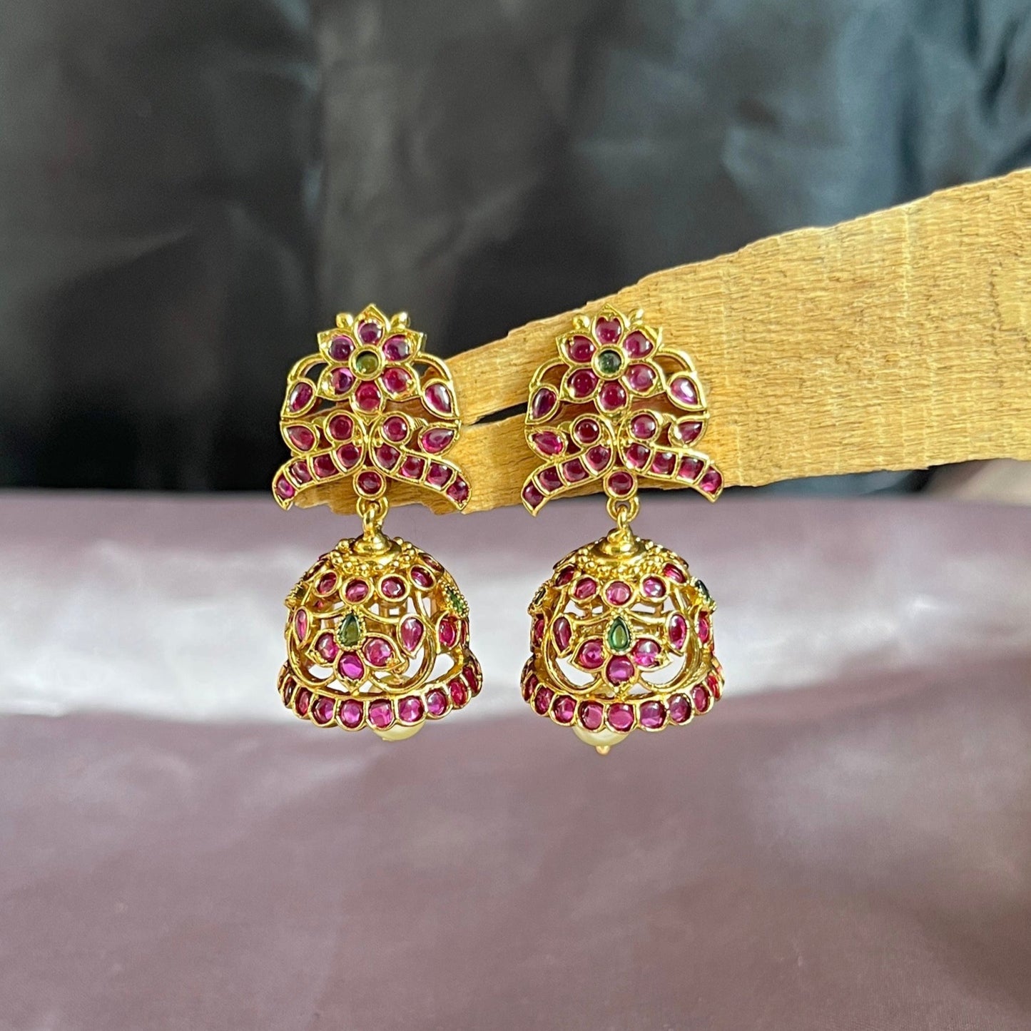 #templejewellery #meenakarijewellery #silverjewellery #chandbali #kempjewellery #fashionjewellery #oxidizedjewelry #trendy #mumbai #onlinejewellery #fashionblogger #imitationjewellery #chennaijewellery #jumka #india #bridaljewellery #indianaccessories #kemp #freeshipping #oxidized #antiquejewelry #templejewelry #bangles #celebrityjewellery #jhumki #love #aaram #dancejewelry #oxidizejewellery #silveralike
