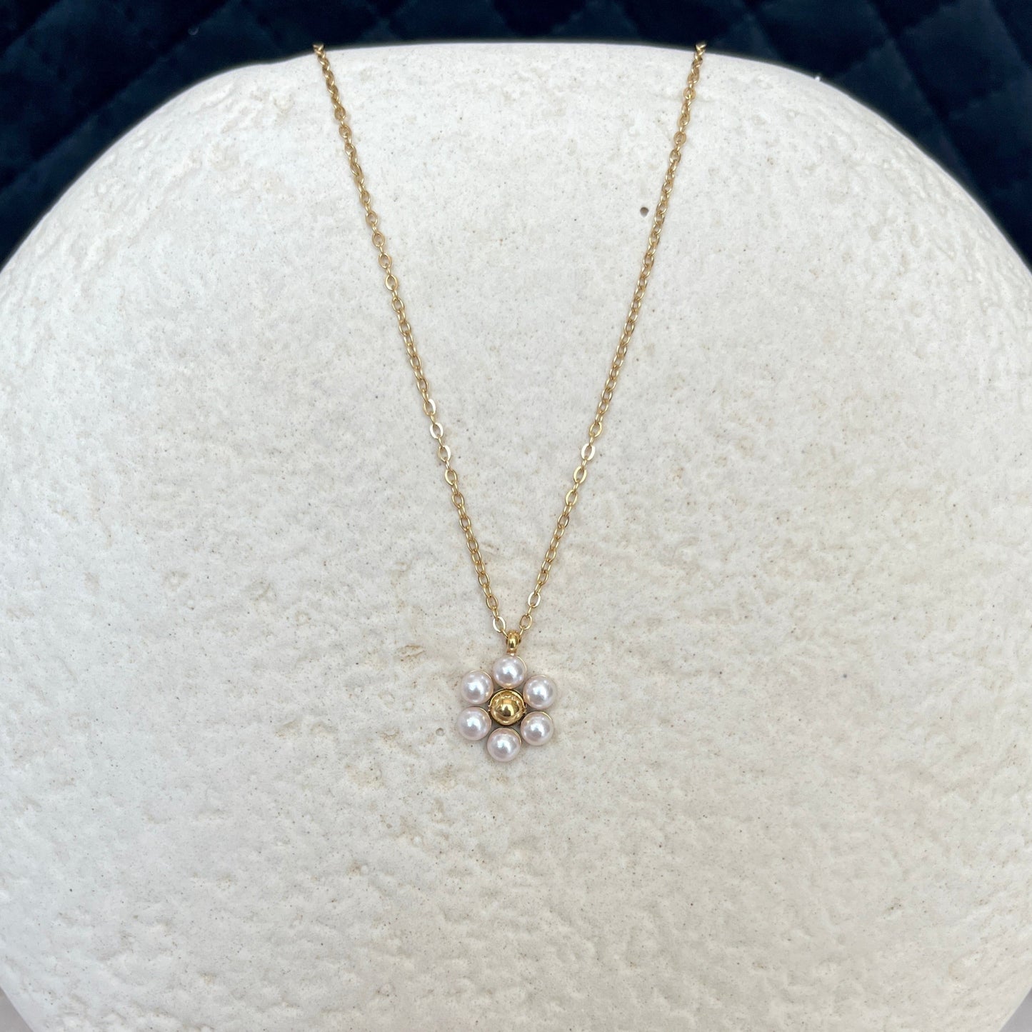 #stainlessteel #hercollection #forher #necklaces #bracelets #accessories #metal #küpe #giftideas #antitarnish #fashion #fashiontrends #onlinestore #new #stainlesssteelaccessories #earrings #stainlesssteel #explorepage #necklace #onlineshopping #custommade #gold #jewellerylove #jewellerydesign #accessoriesaddict #presents #newcollection #antitarnishjewelry