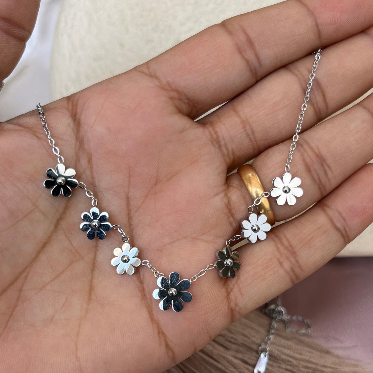 #stainlessteel #hercollection #forher #necklaces #bracelets #accessories #metal #küpe #giftideas #antitarnish #fashion #fashiontrends #onlinestore #new #stainlesssteelaccessories #earrings #stainlesssteel #explorepage #necklace #onlineshopping #custommade #gold #jewellerylove #jewellerydesign #accessoriesaddict #presents #newcollection #antitarnishjewelry