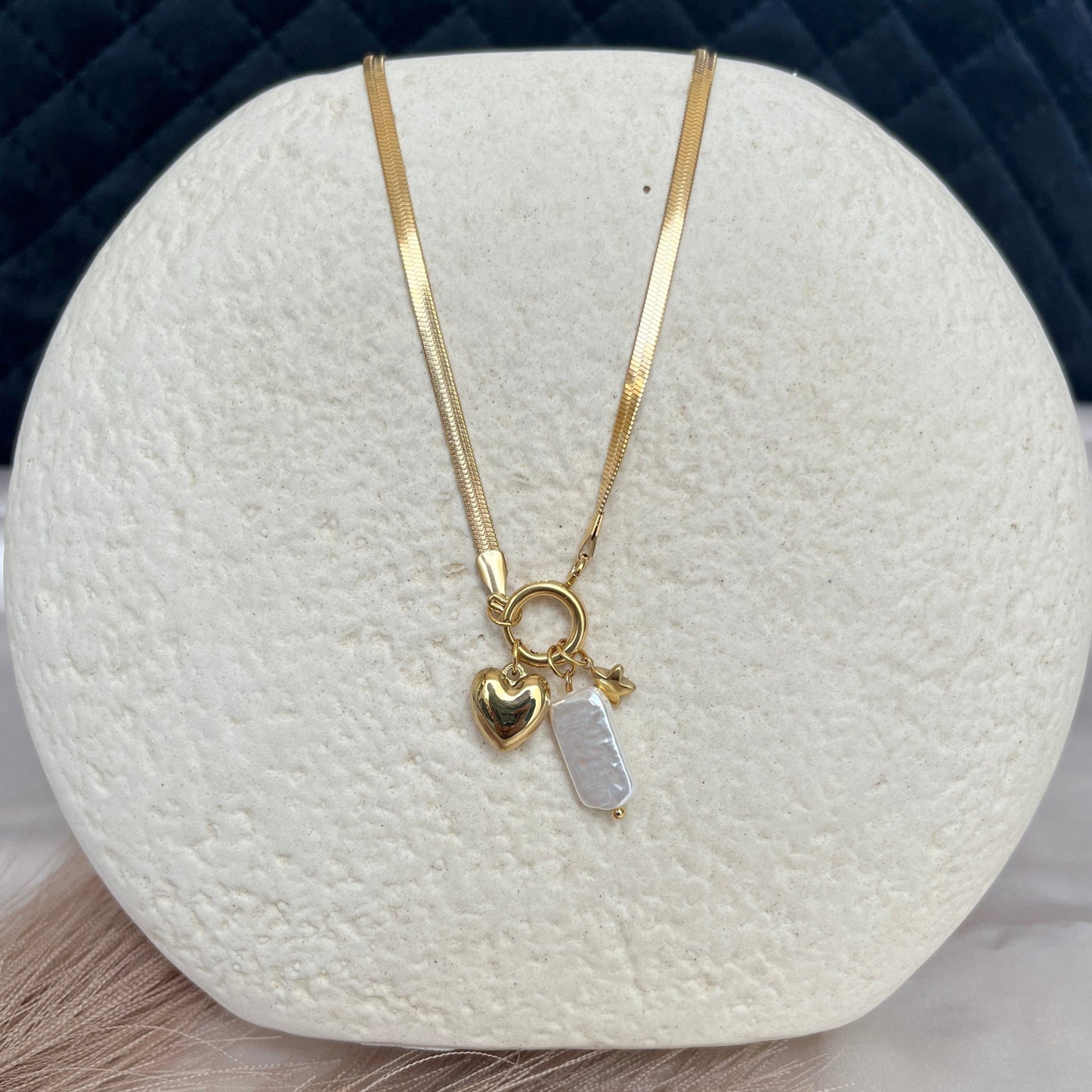 #stainlessteel #hercollection #forher #necklaces #bracelets #accessories #metal #küpe #giftideas #antitarnish #fashion #fashiontrends #onlinestore #new #stainlesssteelaccessories #earrings #stainlesssteel #explorepage #necklace #onlineshopping #custommade #gold #jewellerylove #jewellerydesign #accessoriesaddict #presents #newcollection #antitarnishjewelry