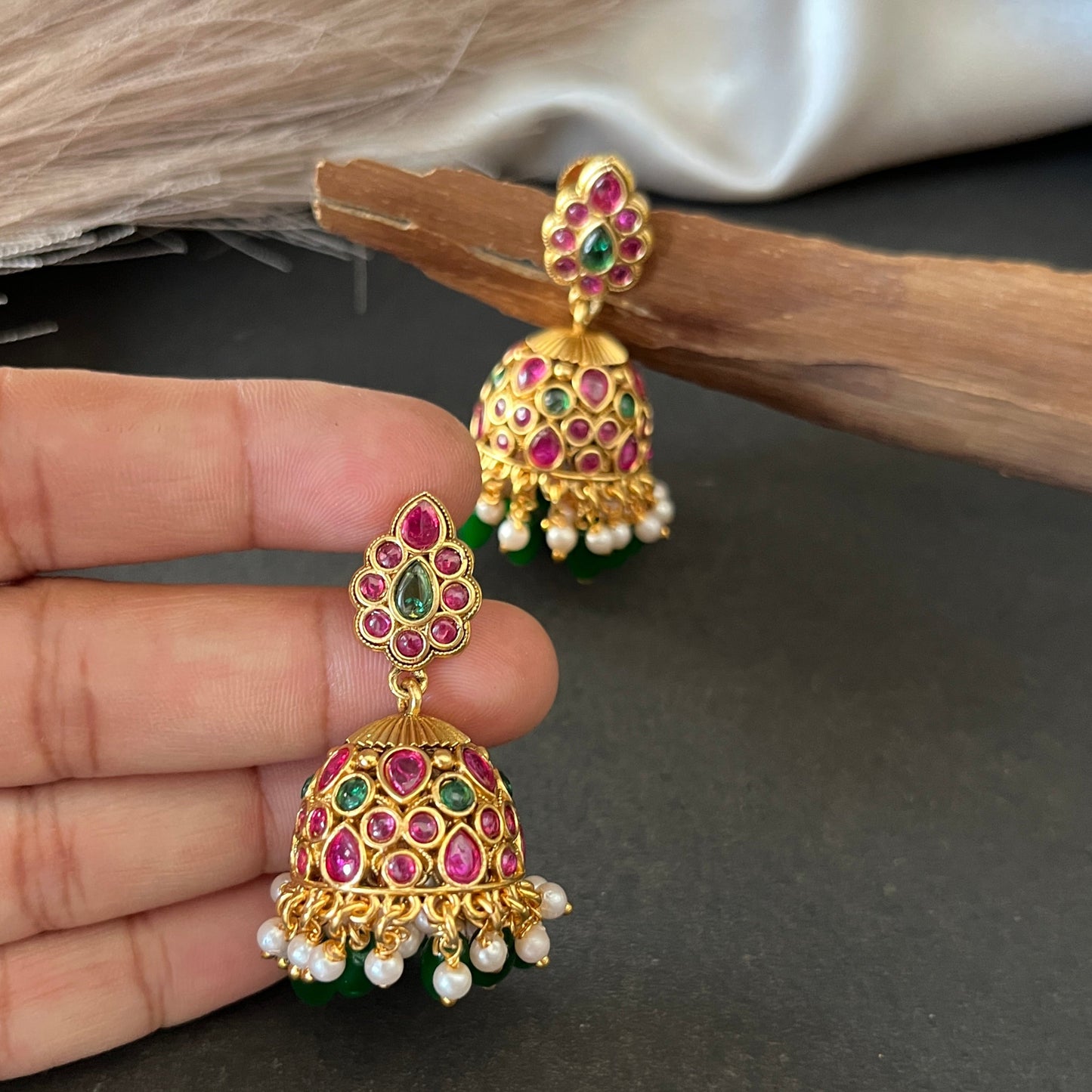 #box #handmadejewelry #jewelleryset #jewelrydesigner #oxidisedjewellery #jewellerytrends #artisanjewelry #jewelleryblog #jewelryartist #cabochonsupplier #homedecor #gemslovers #jewelerymaking #metalsmith #ooekjewellery #instajewellery #ladysmith #jewelryboxes #ladysmithing #jewelleryfashion #giftideas #kundanjewellery #antiquejewellery #ring #handmadejewellery #rings #jewelleryforsale #jewelleryofinstagram #jewelleryphotography #smallbusiness