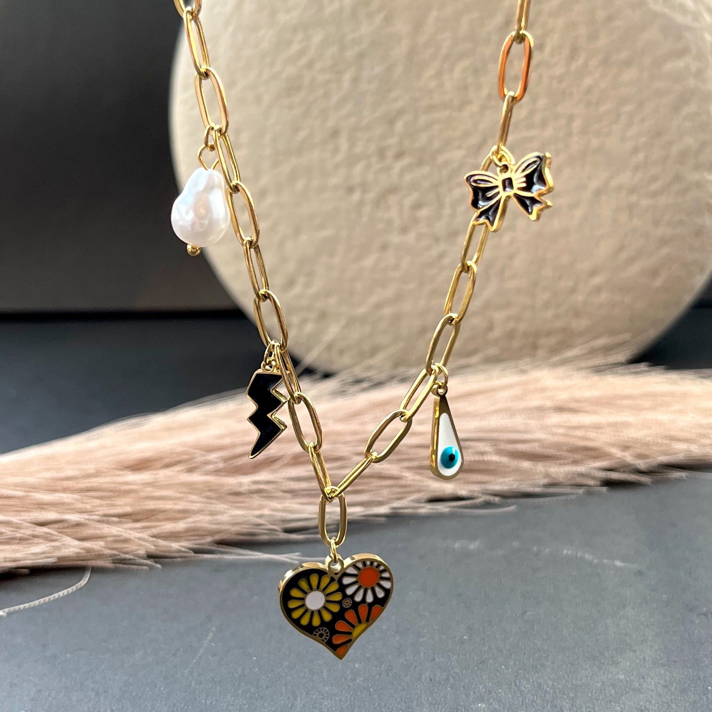 18K gold plated minimalist necklace anti-tarnish daily wear jewelry for women,18K gold plated dainty bracelet ,anti-tarnish finish, perfect for office wear and casual looks