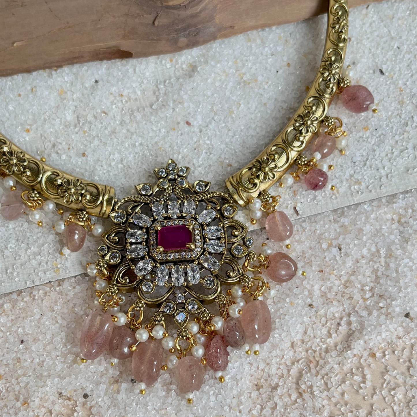 #templejewellery #meenakarijewellery #silverjewellery #chandbali #kempjewellery #fashionjewellery #oxidizedjewelry #trendy #mumbai #onlinejewellery #fashionblogger #imitationjewellery #chennaijewellery #jumka #india #bridaljewellery #indianaccessories #kemp #freeshipping #oxidized #antiquejewelry #templejewelry #bangles #celebrityjewellery #jhumki #love #aaram #dancejewelry #oxidizejewellery #silveralike#BlackBeads#Mangalsutra