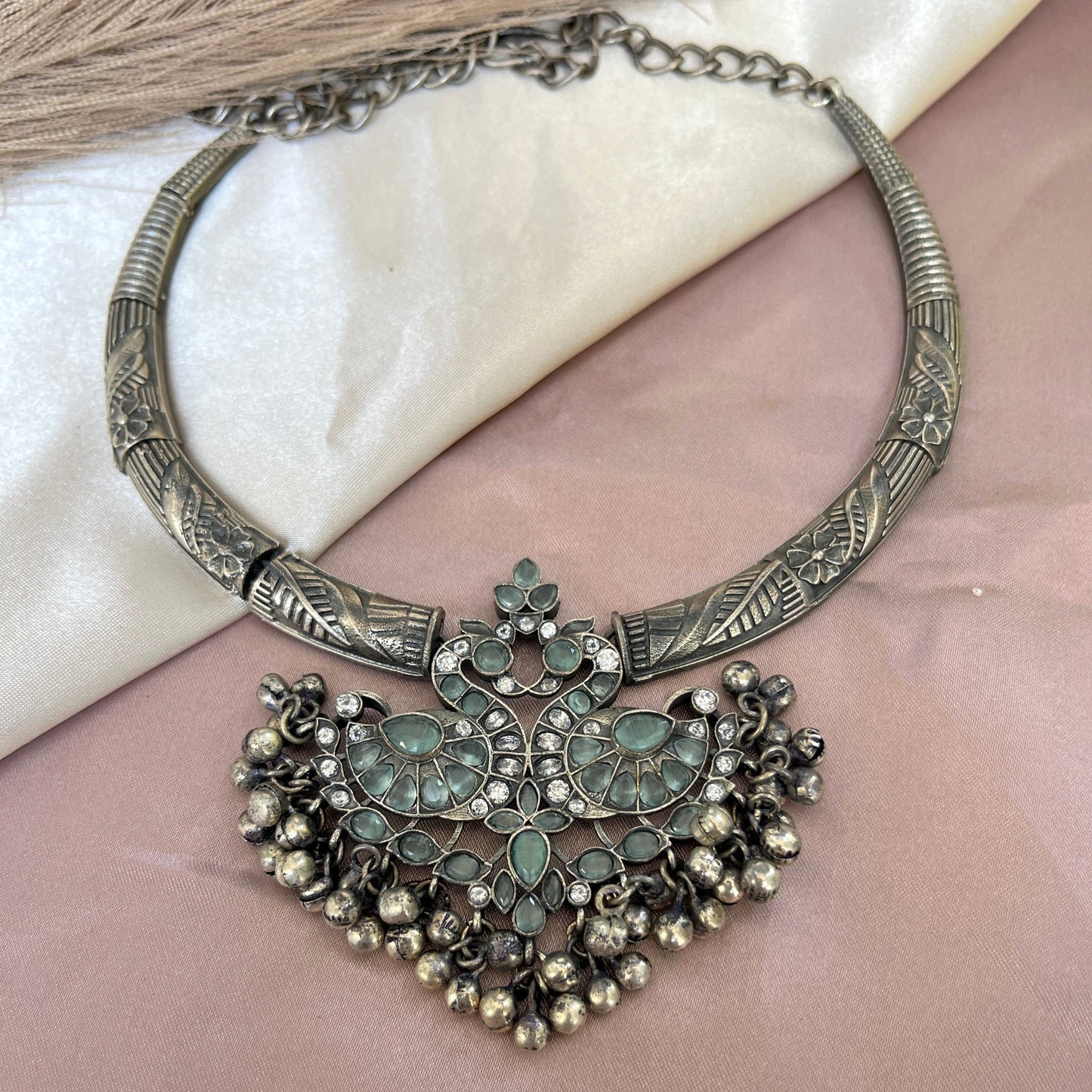 #germansilver #oxidisedjewellery #earrings #germansilverjewellery #indianjewellery #fashion #jewellery #jhumkas #kundanjewellery #jhumka #oxidisedearrings #oxidised #germansilverearrings #meenakariearrings #germansilverjhumka #accessories #chennai #silver #oxidisedsilver #jhumkalove #jewelry #necklace #oxidisedsilverjewellery #silverlookalike #jhumkis #fashionjewelry #southindianjewellery #jhumkaswag #choker #onlineshopping