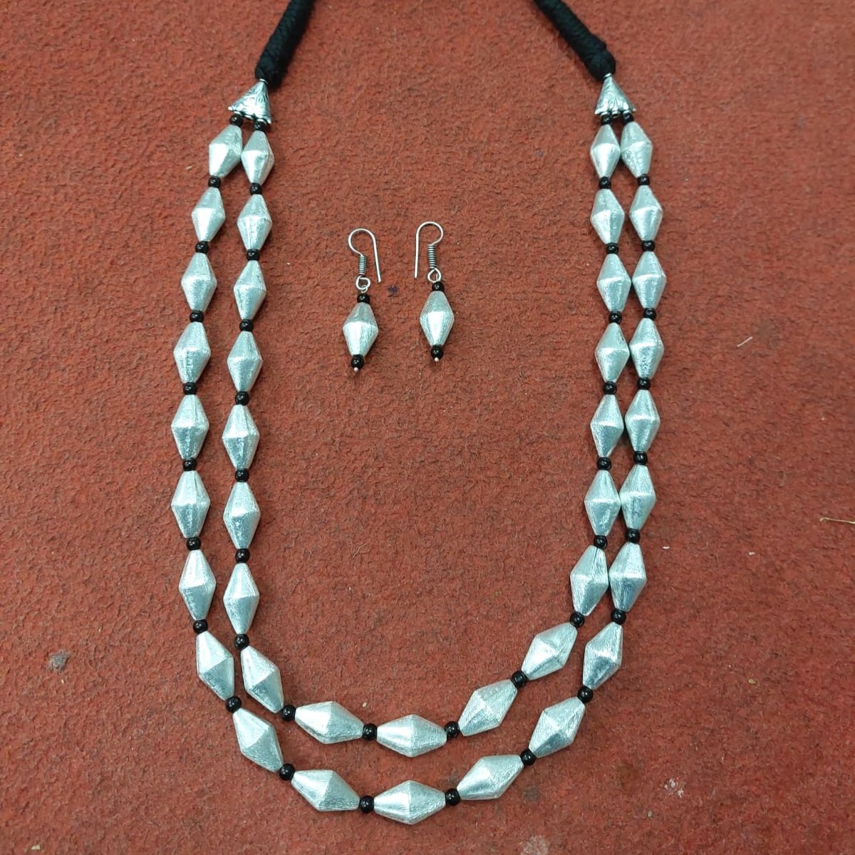 #germansilver #oxidisedjewellery #earrings #germansilverjewellery #indianjewellery #fashion #jewellery #jhumkas #kundanjewellery #jhumka #oxidisedearrings #oxidised #germansilverearrings #meenakariearrings #germansilverjhumka #accessories #chennai #silver #oxidisedsilver #jhumkalove #jewelry #necklace #oxidisedsilverjewellery #silverlookalike #jhumkis #fashionjewelry #southindianjewellery #jhumkaswag #choker #onlineshopping