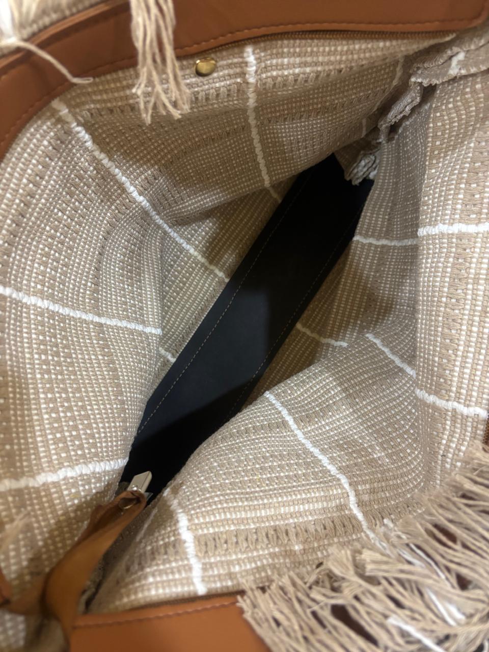 #tasimport #fashionblogger #tasselempang #instagood #fashionista #tascewek #like #sale #travel #instagram #design #handmadebag #tasbranded #bagaddict #clutchbag #bagsforsale #dompet #newcollection #beg #tascantik #jualtas #gift #madeinitaly #slingbagmurah #onlineshop #bagshop #travelbag #louisvuitton #lv #outfit