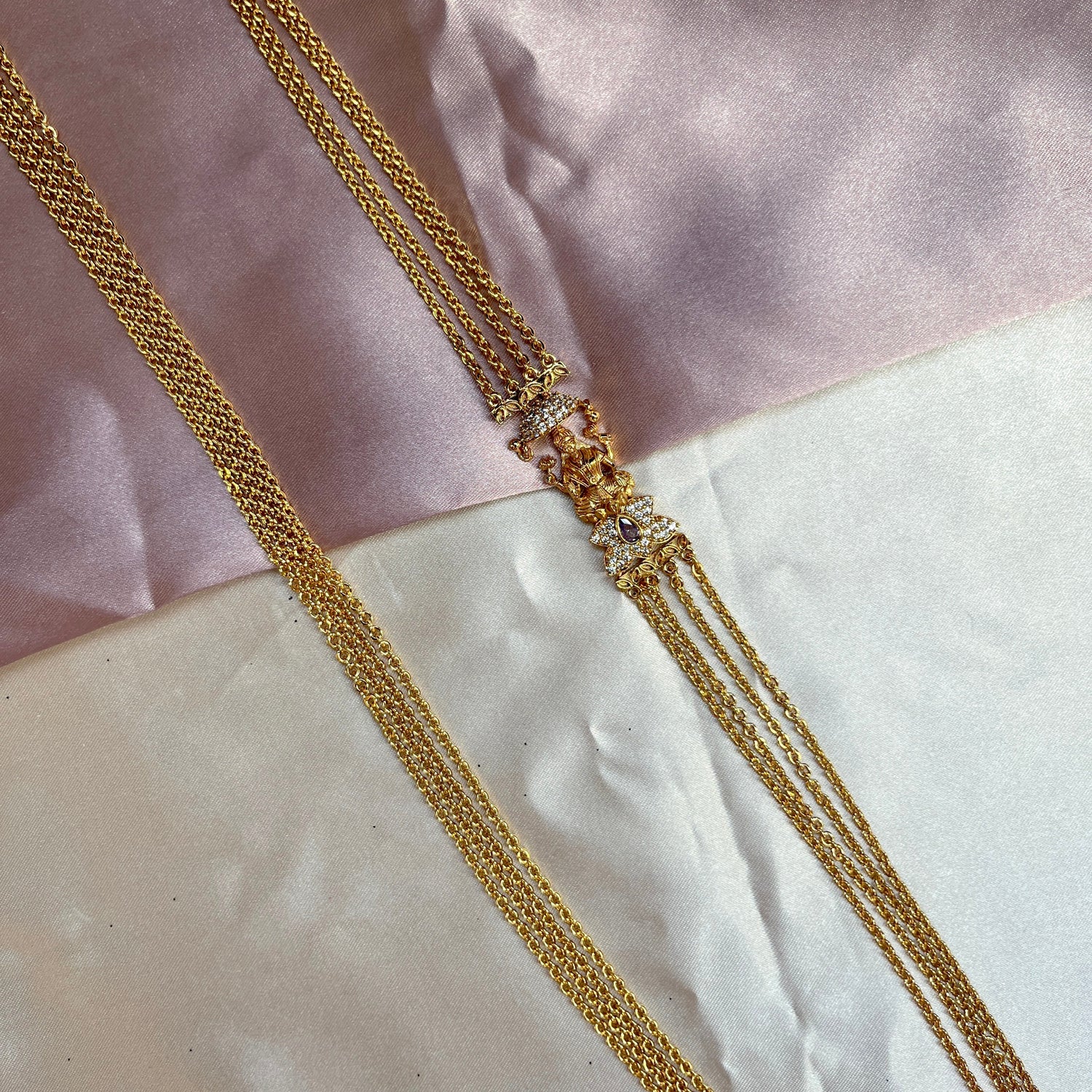 #onegramgold #onegramgoldjewellery #jewellery #southindianjewellery #bridaljewellery #jewelry #imitationjewellery #bangles #templejewellery #jewelrydesigner #fashion #hyderabad #onegramjewellery #czjewellery #necklace #trending #haram #earrings #fashionjewellery #weddingjewellery #onlineshopping #indianwedding #jewellerydesign #bridalset #jewel #trendy #chennai #bangalore #oxidisedjewellery #adjewellery