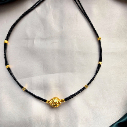 Nakshi Palakasarlu Mangalsutra
