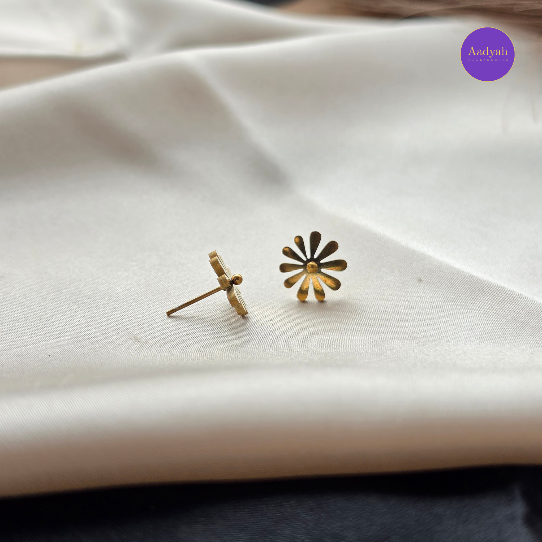 Floral - Small Stud