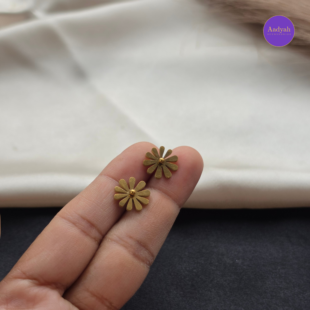 Floral - Small Stud