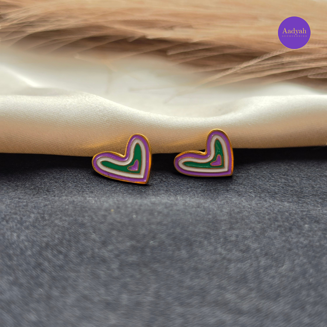 Resin Heart - Small Stud