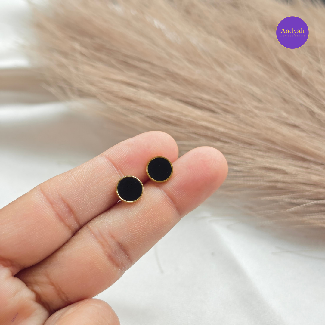 Black Aura - Small Stud