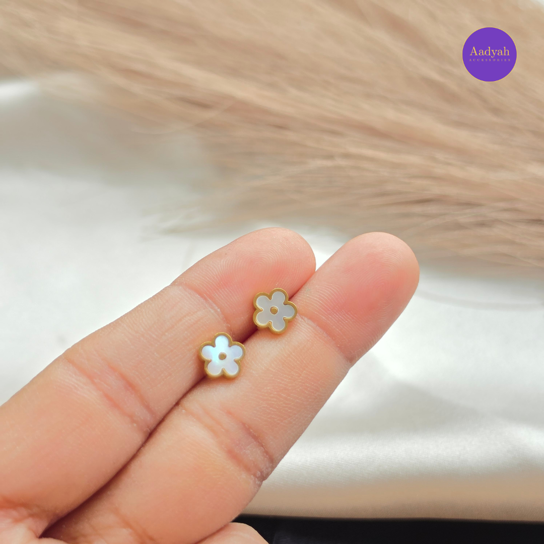 White Floral - Small Stud