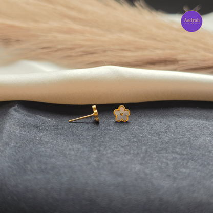 White Floral - Small Stud