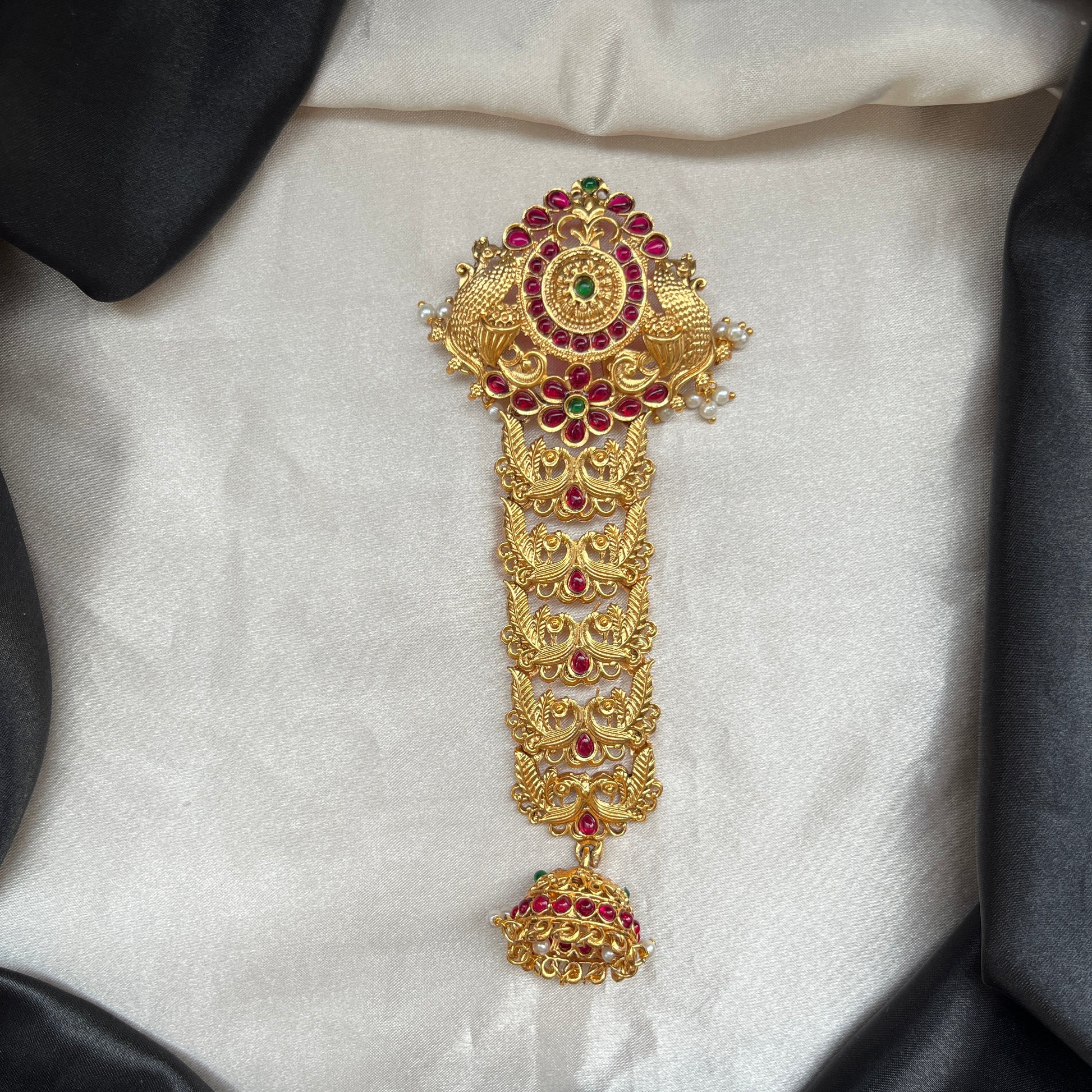 Gold tone hair accessories , Jada Billa online Traditional hair jewellery Indian bridal hair accessories Temple jewellery hair pin Gold hair pin design  Festive hair accessories South Indian hair jewellery Ethnic hair ornaments Designer hair pin for weddings
