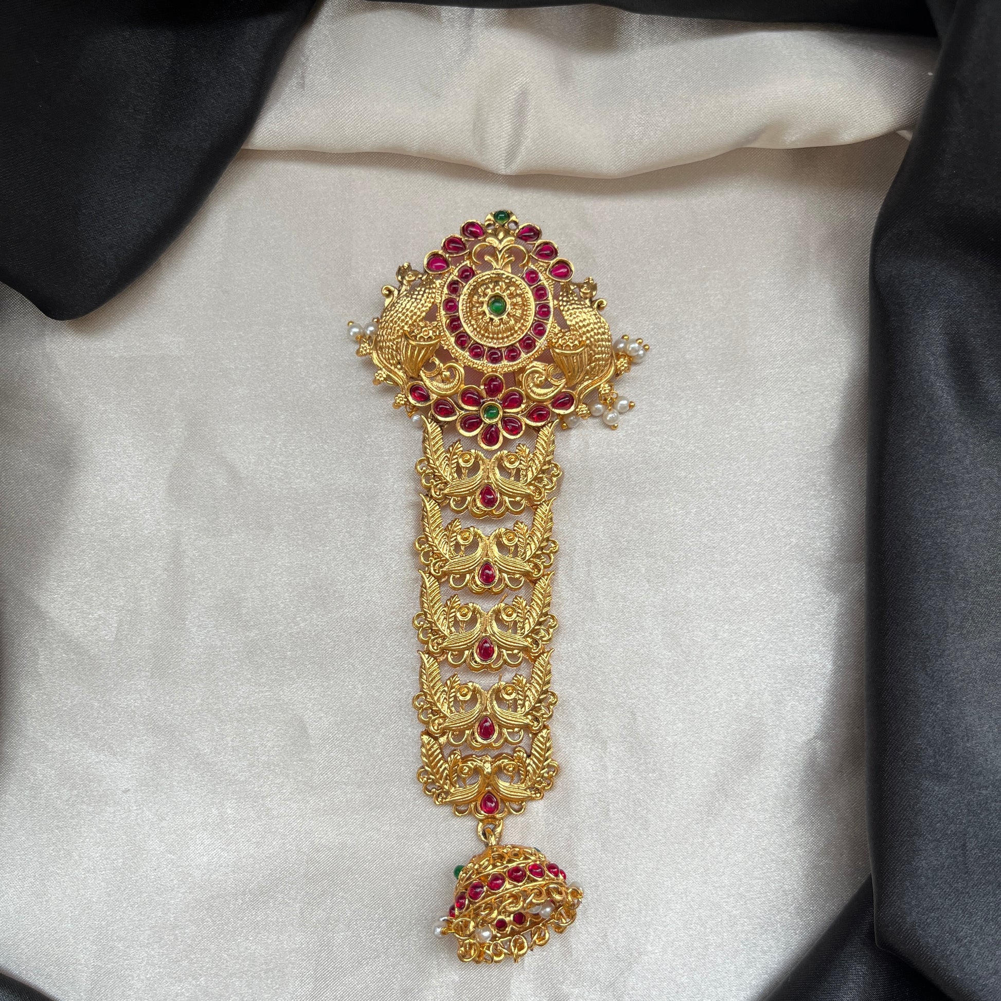 Gold tone hair accessories , Jada Billa online Traditional hair jewellery Indian bridal hair accessories Temple jewellery hair pin Gold hair pin design  Festive hair accessories South Indian hair jewellery Ethnic hair ornaments Designer hair pin for weddings
